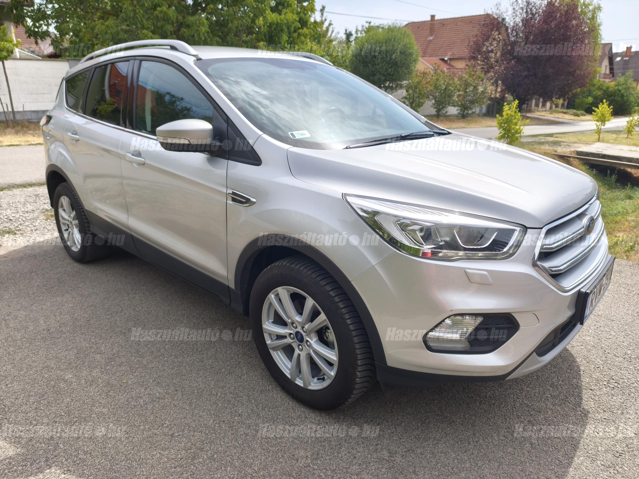 FORD KUGA 2019 - 1