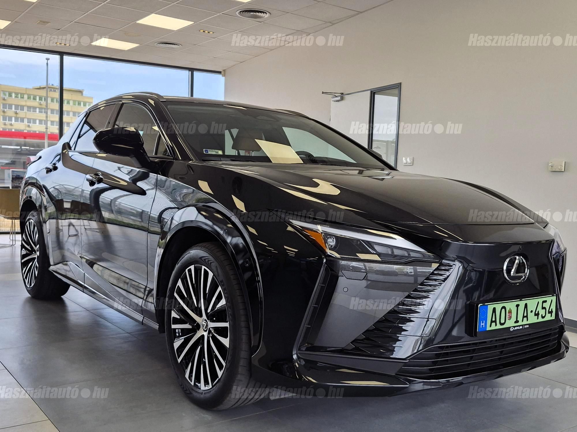 LEXUS RZ 2025/9 - 1