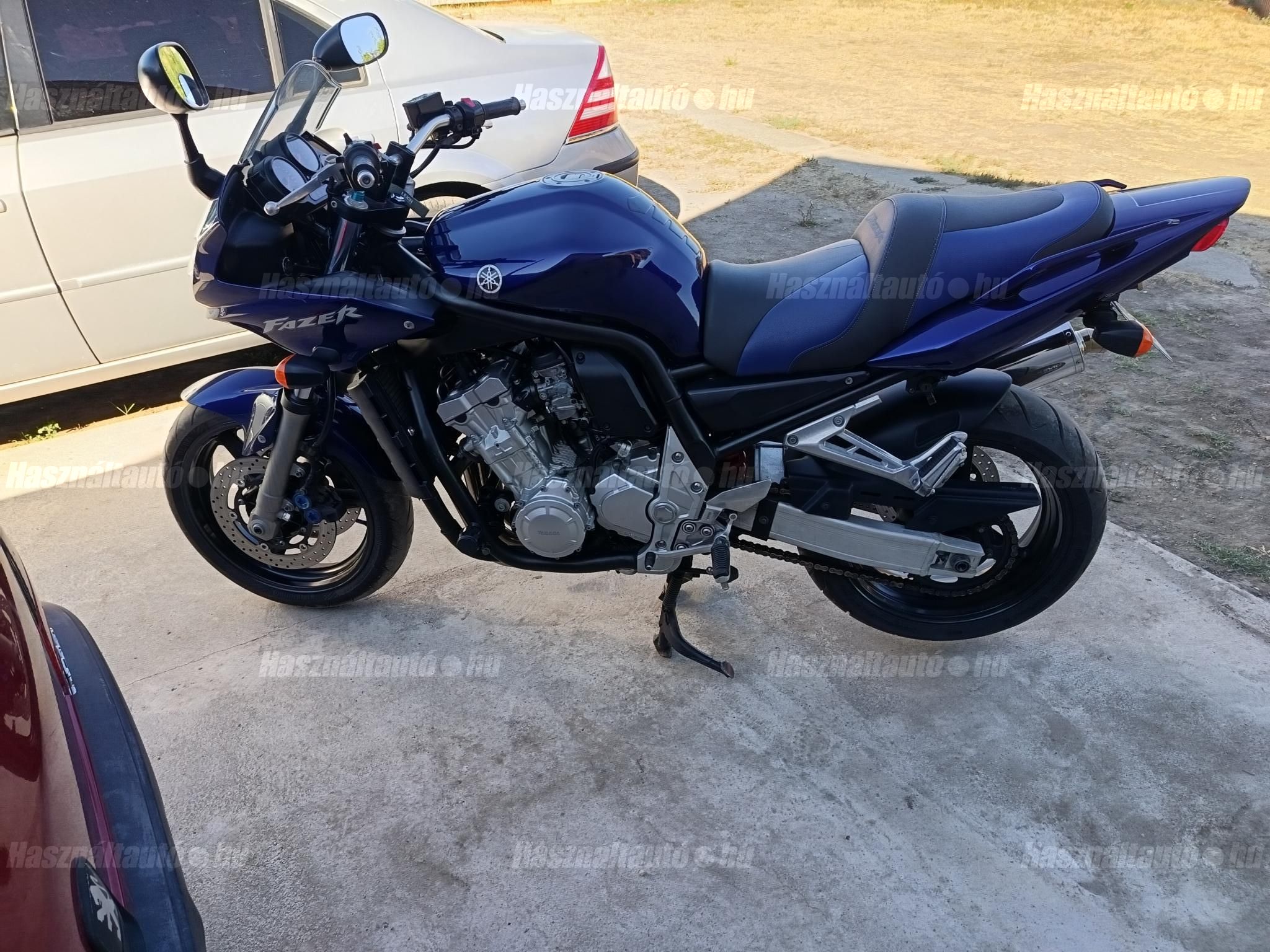 YAMAHA FZS 1000 (FAZER) 2003/8 - 1