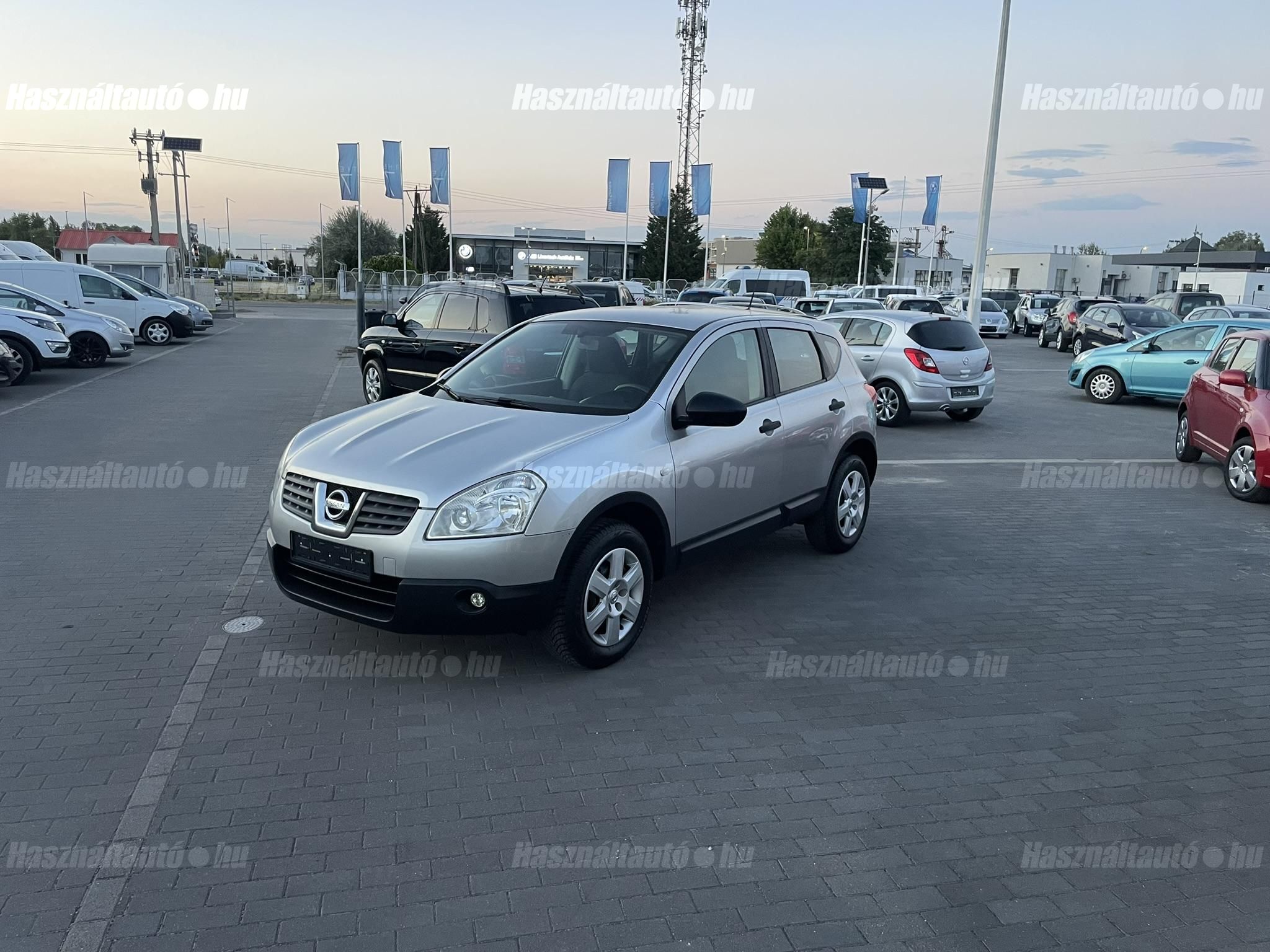 NISSAN QASHQAI 2008/4 - 1