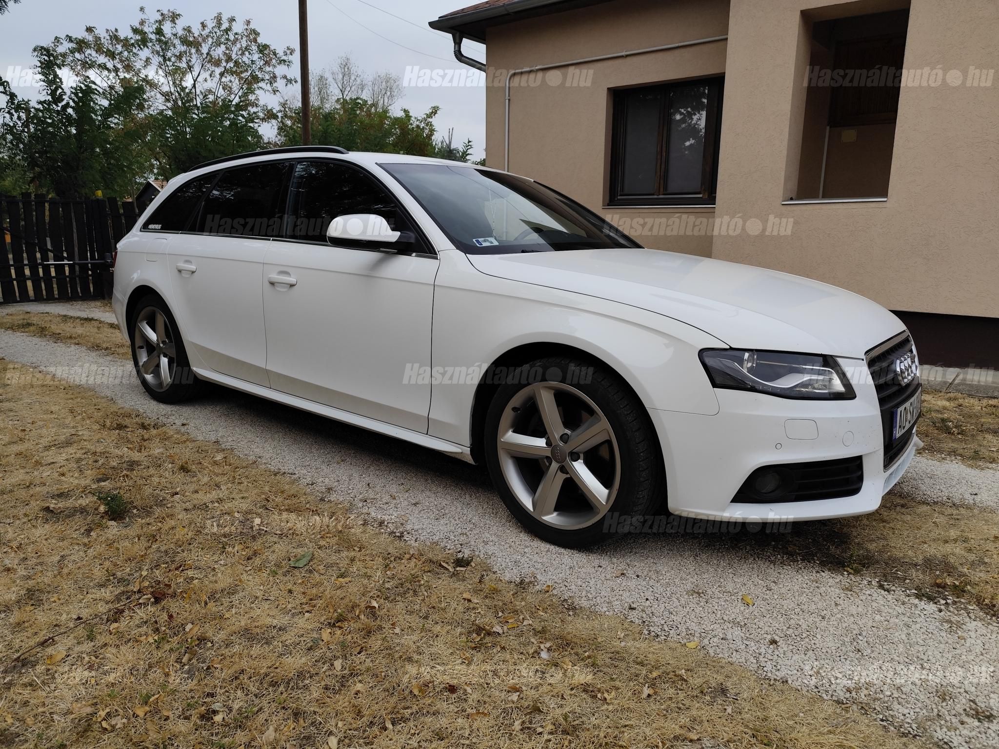 AUDI A4 2011/3 - 1