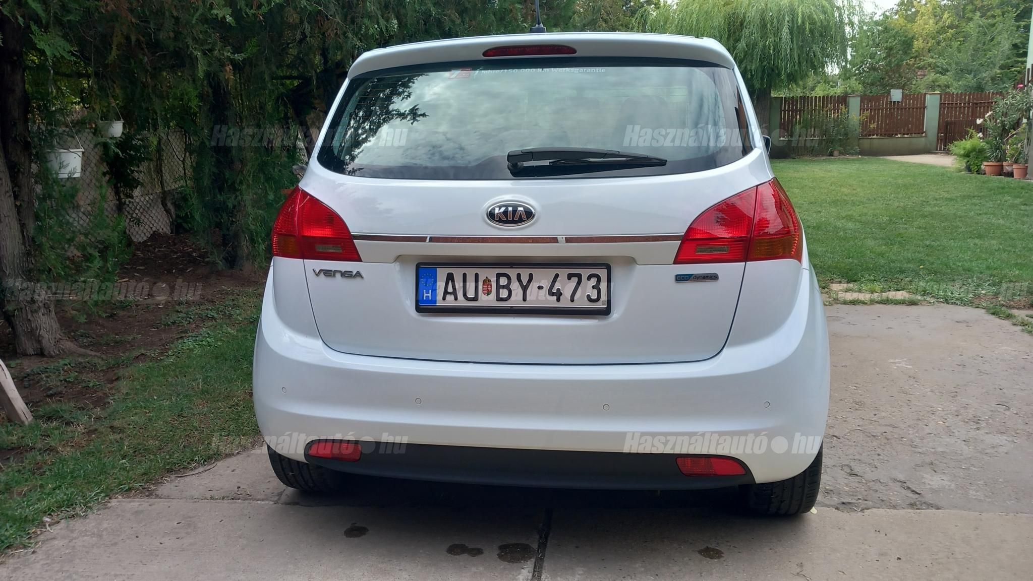 KIA VENGA 2015/10 - 1