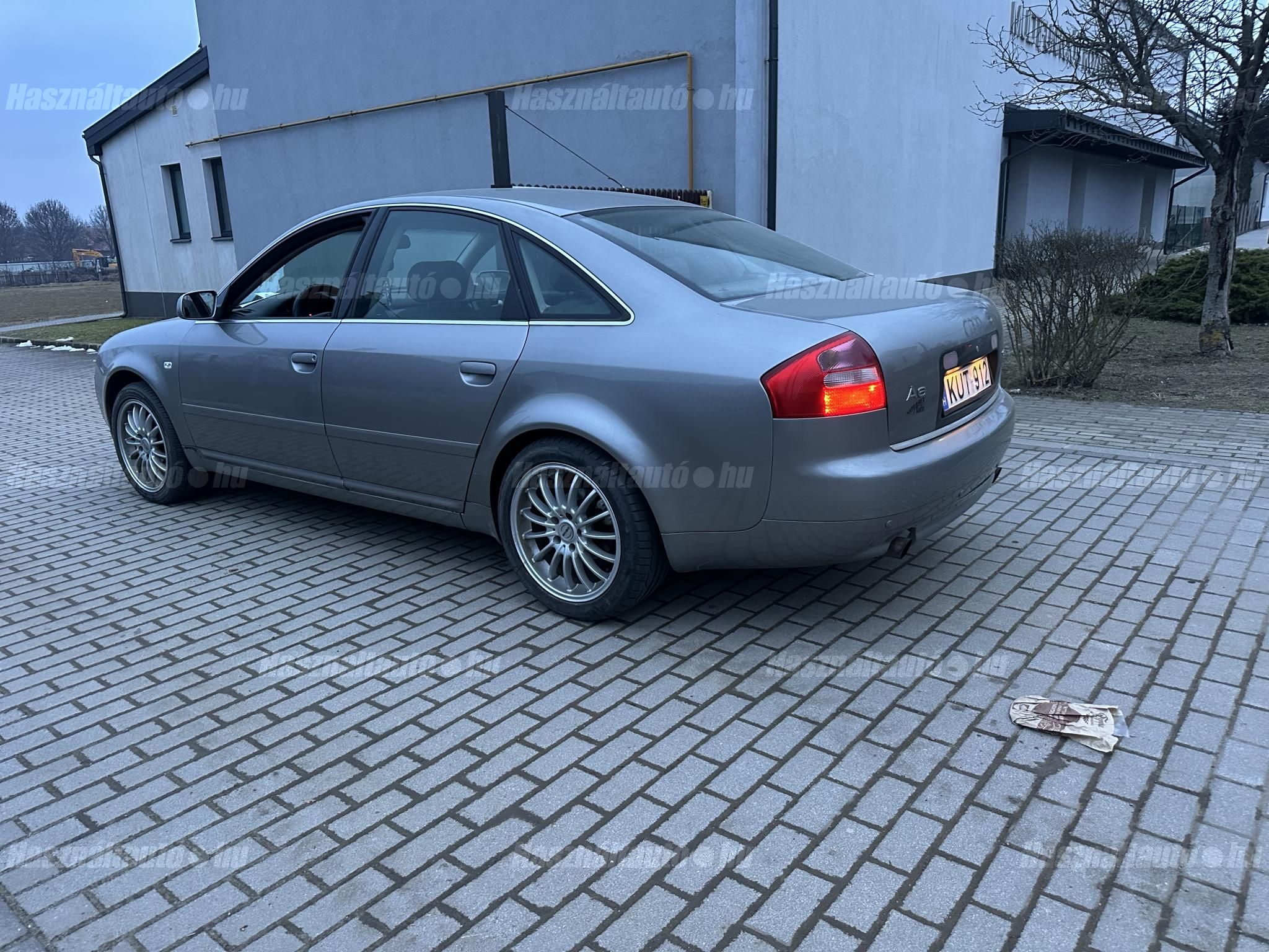 AUDI A6 2002/8 - 1