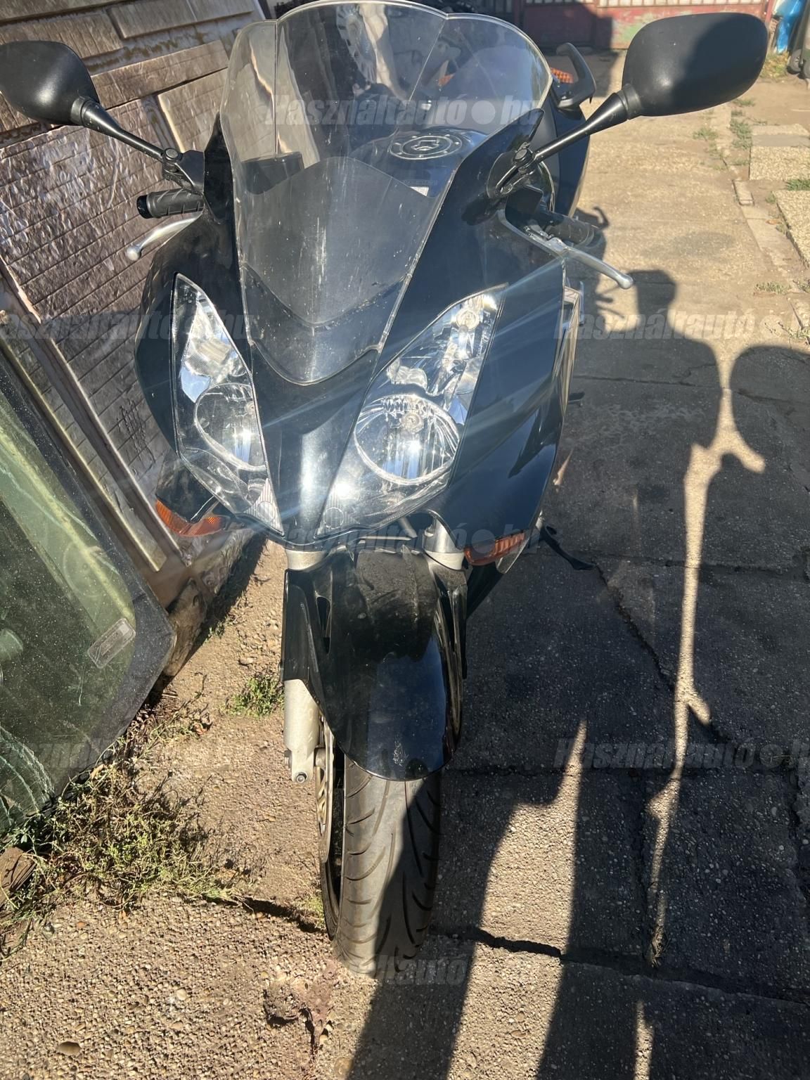 HONDA VFR 800 2003/3 - 1