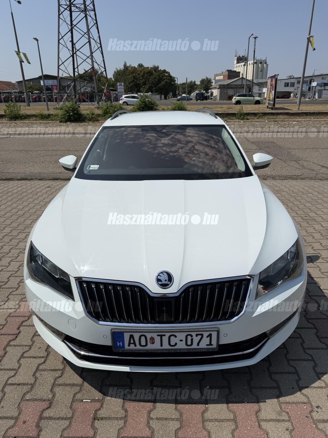 SKODA SUPERB 2016/2 - 1