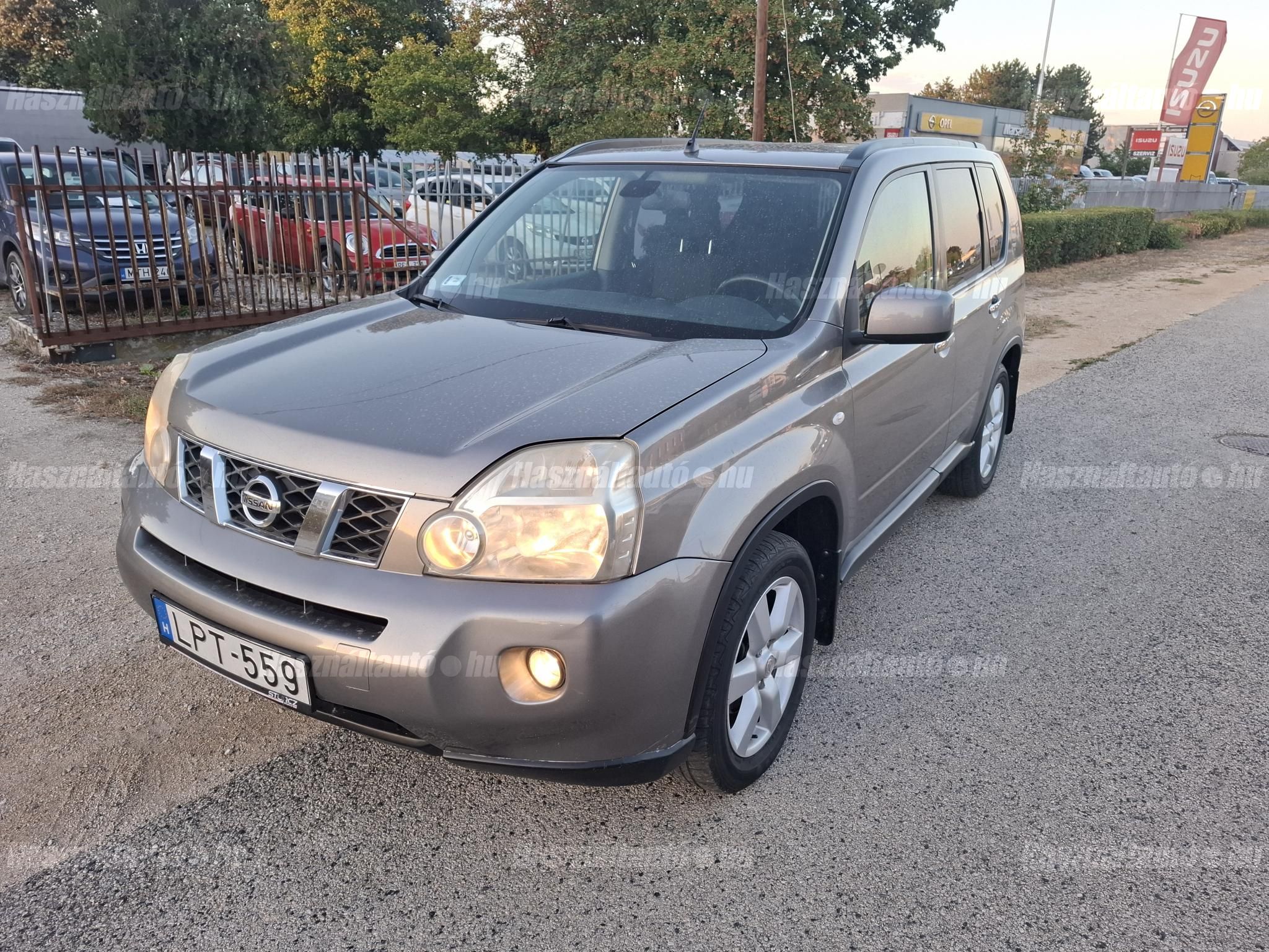 NISSAN X-TRAIL 2010/1 - 1