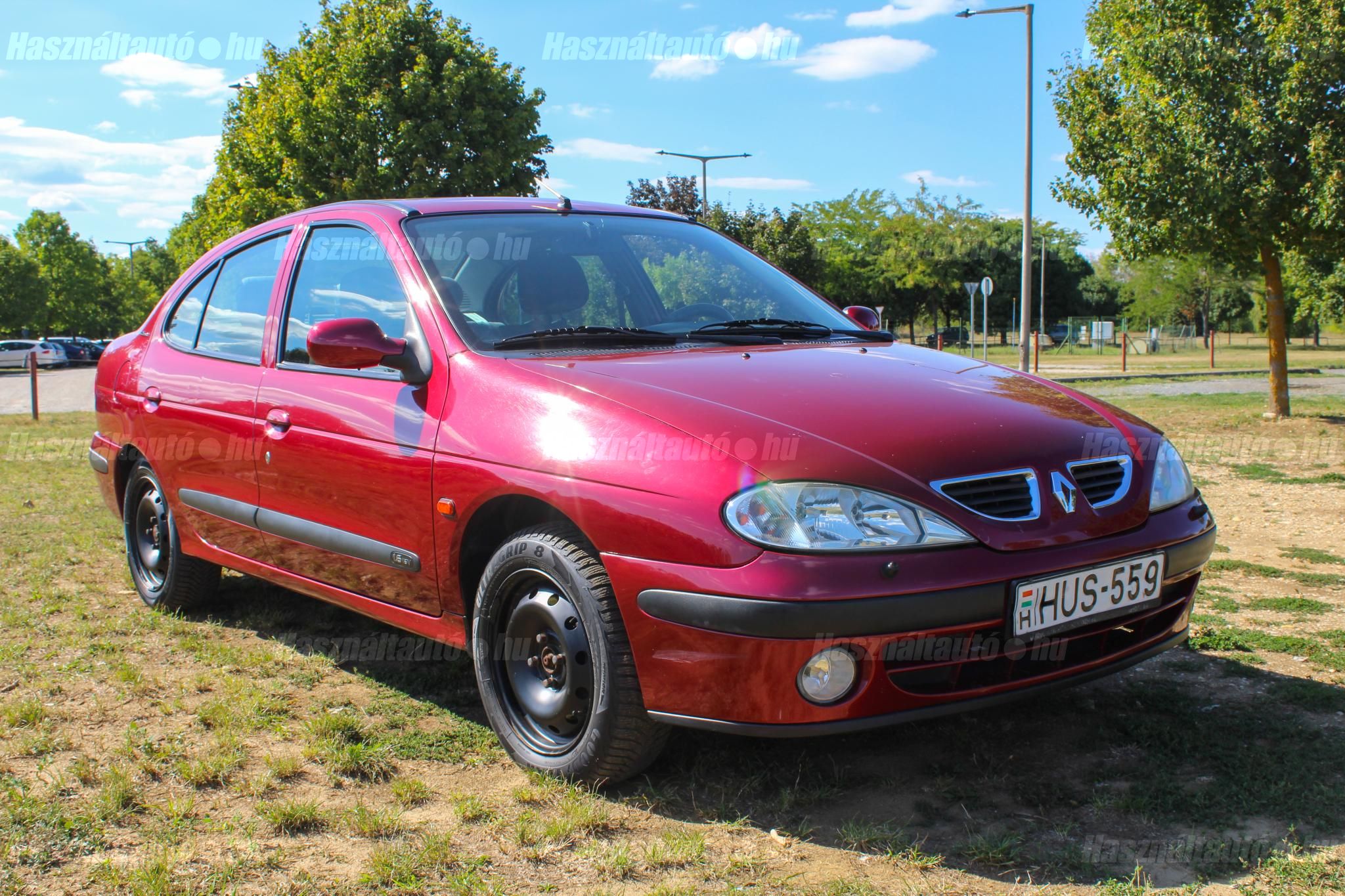 RENAULT MEGANE 2001/11 - 1