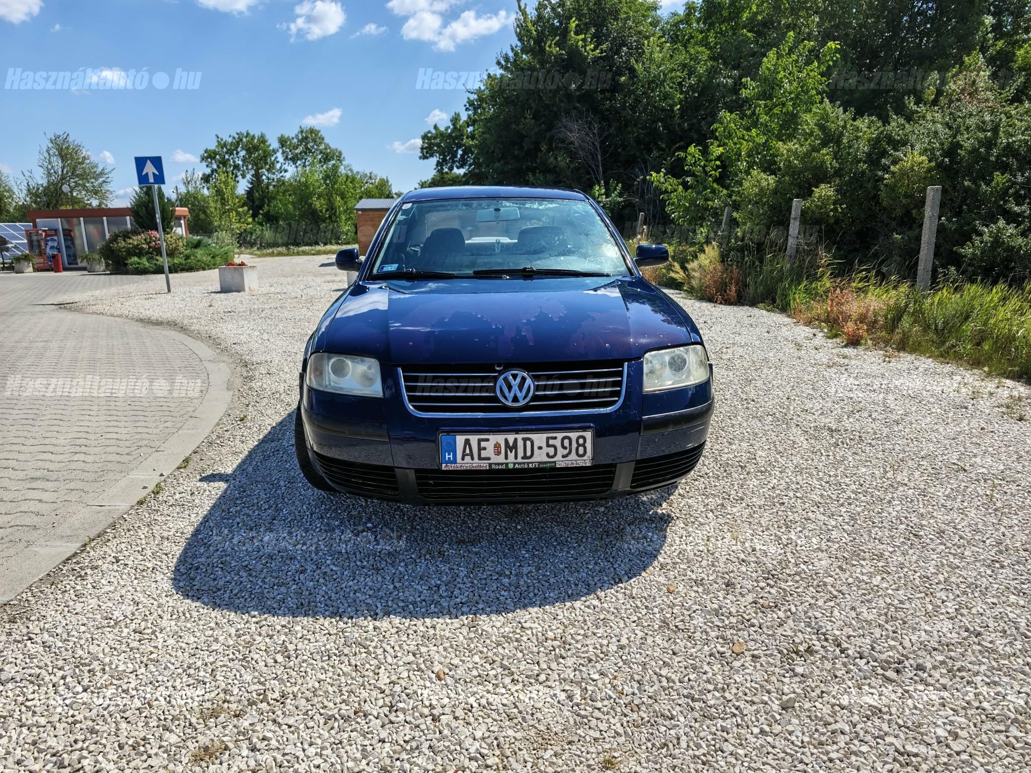VOLKSWAGEN PASSAT V 2002/6 - 1