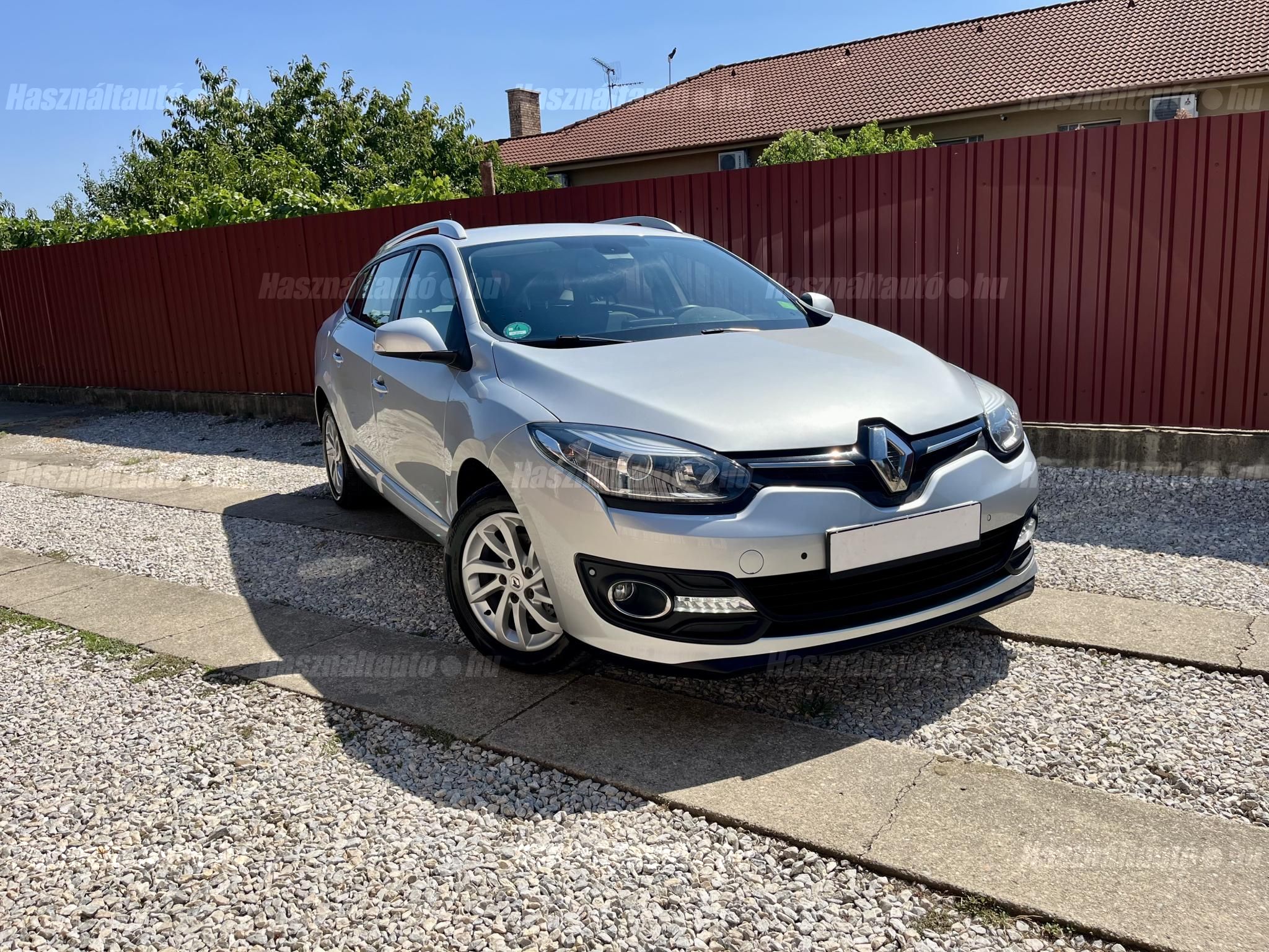 RENAULT MEGANE 2014/8 - 1