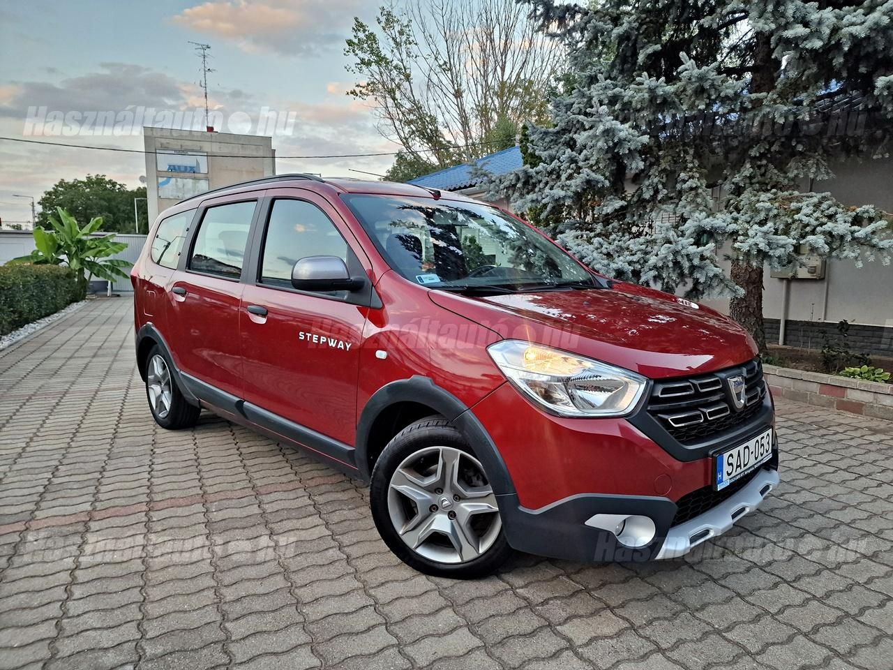DACIA LODGY 2020/2 - 1