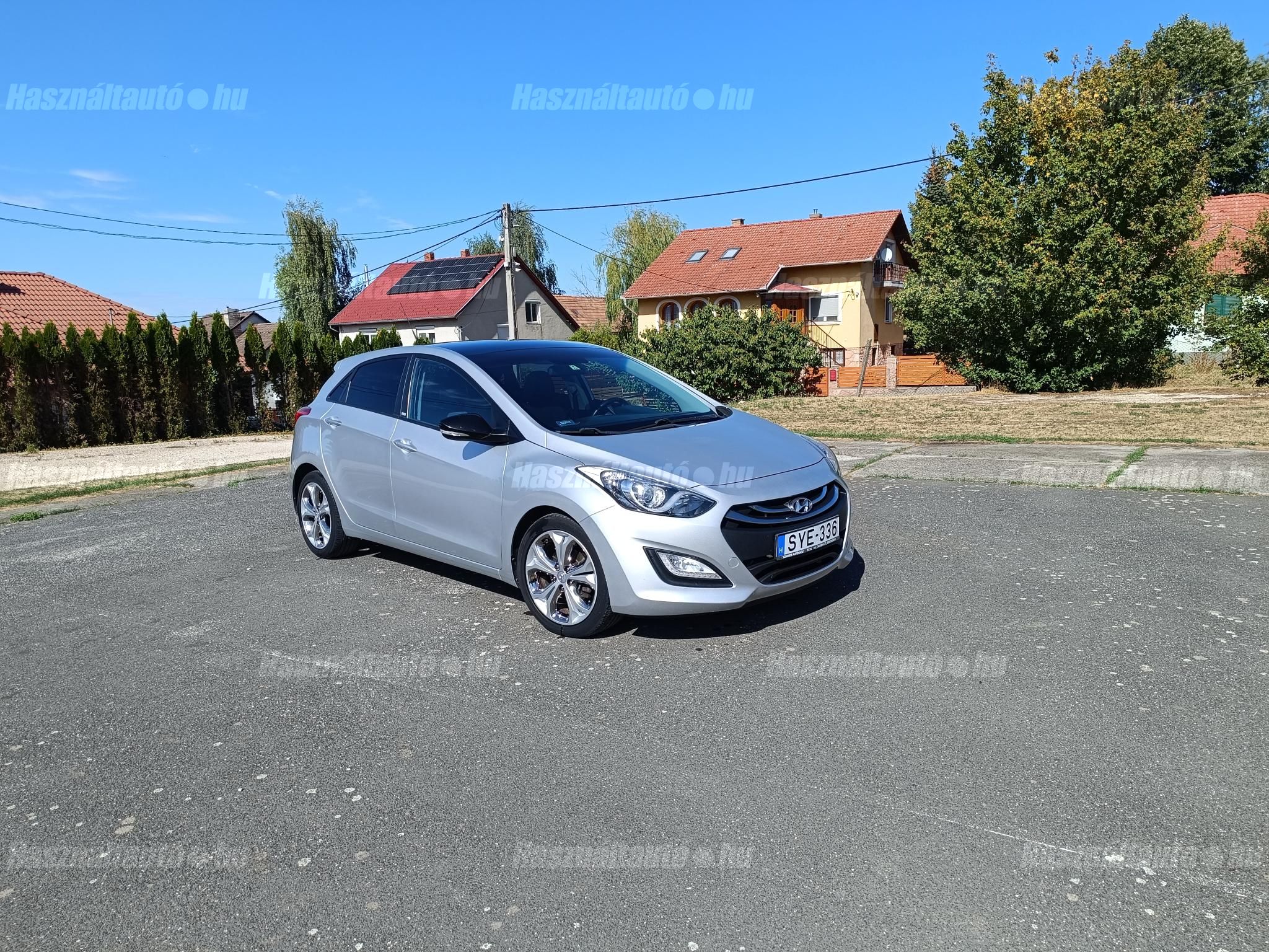 HYUNDAI I30 2014/8 - 1
