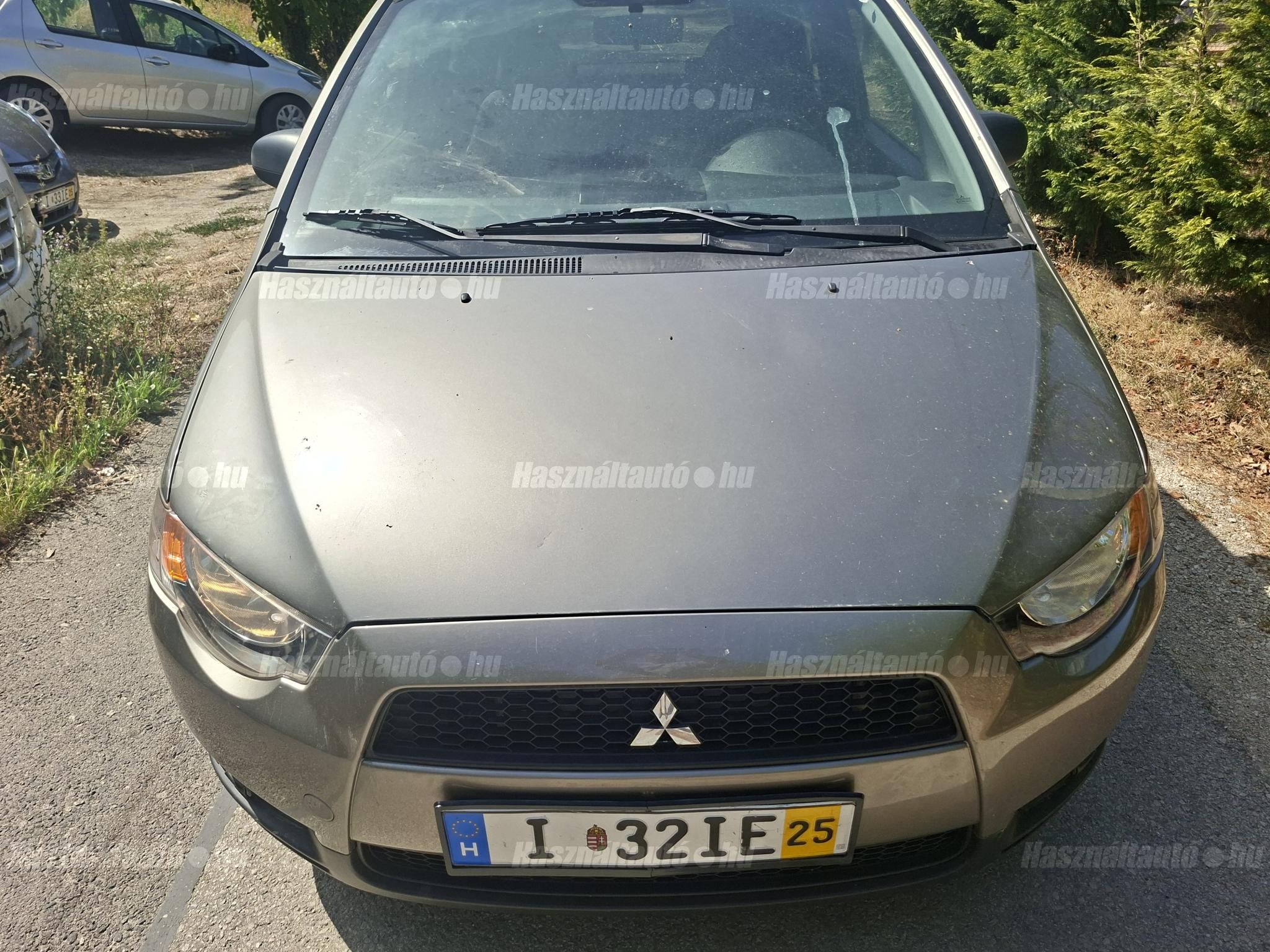 MITSUBISHI COLT 2010 - 1