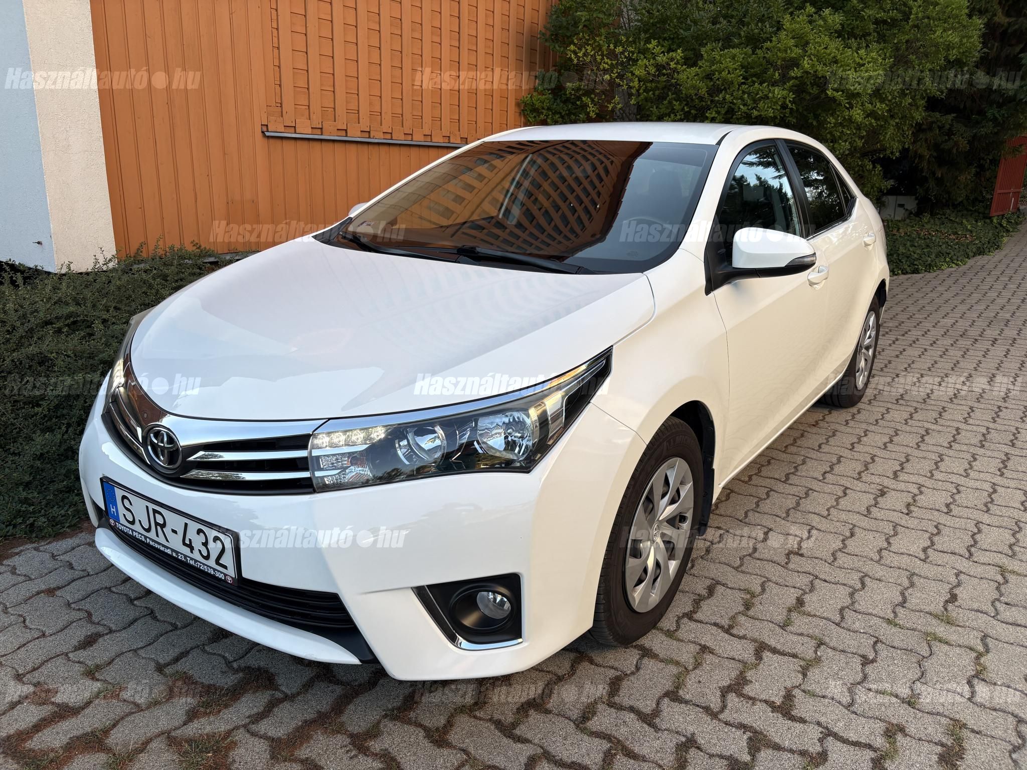 TOYOTA COROLLA 2016 - 1