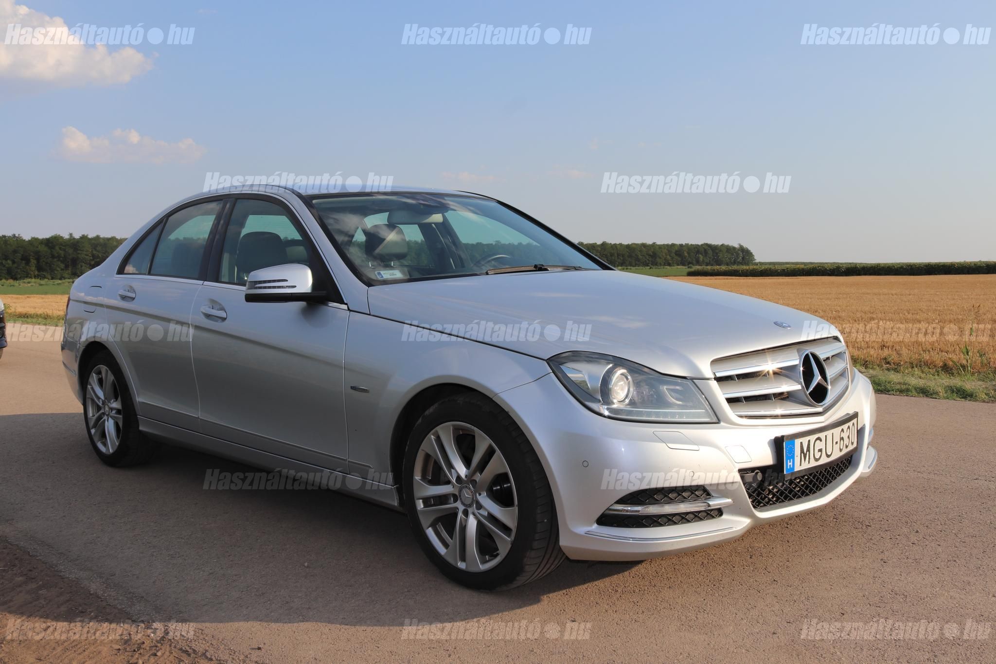 MERCEDES-BENZ C 220 2011/12 - 1
