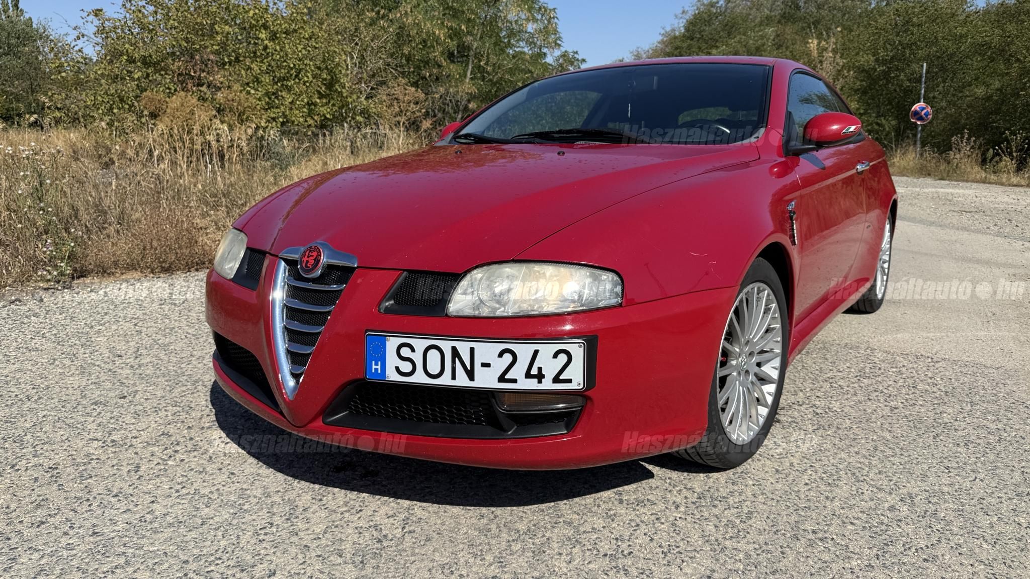 ALFA ROMEO GT 2004/9 - 1