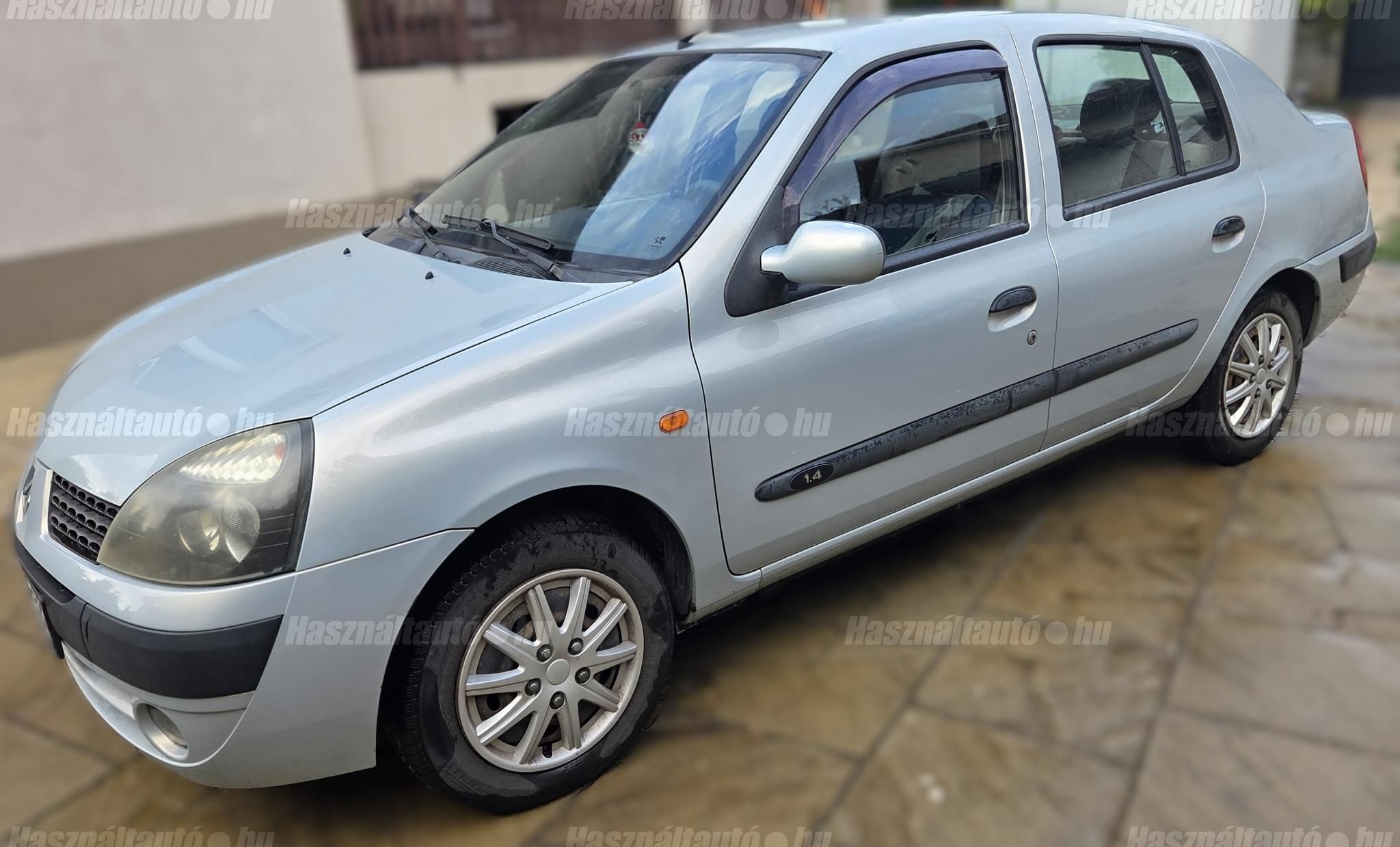 RENAULT THALIA 2003 - 1