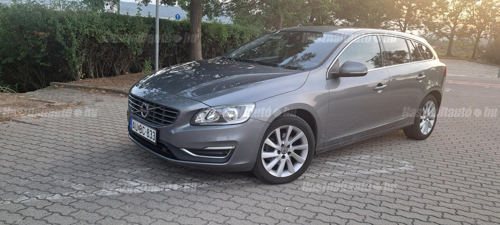VOLVO V60 2015/12 - 1