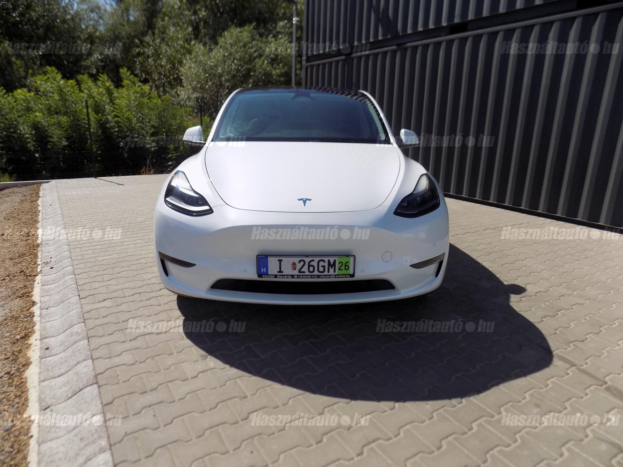 TESLA MODEL Y 2022/3 - 1