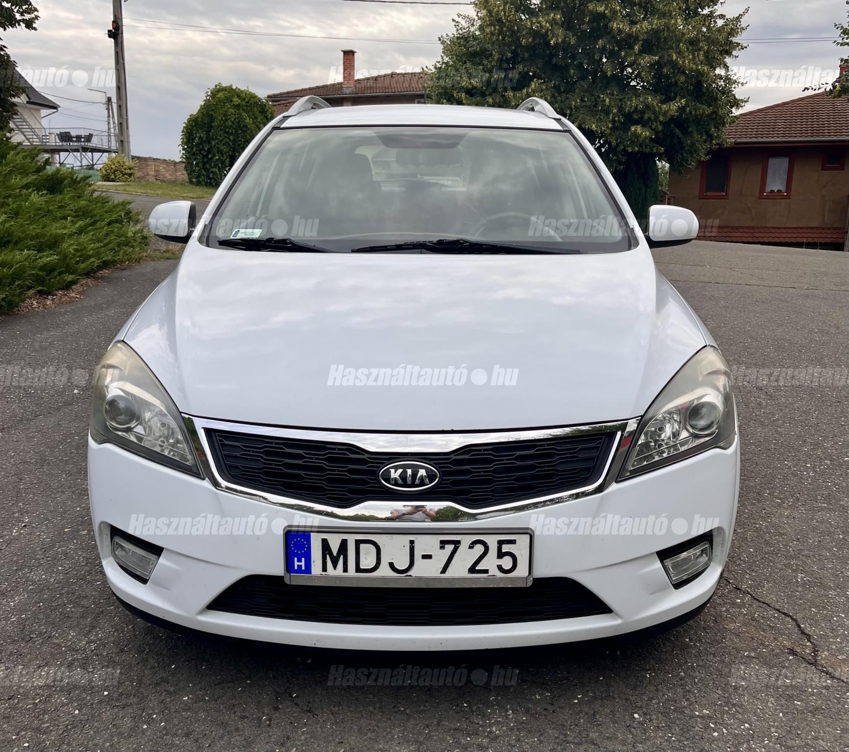 KIA CEE'D 2012/2 - 1