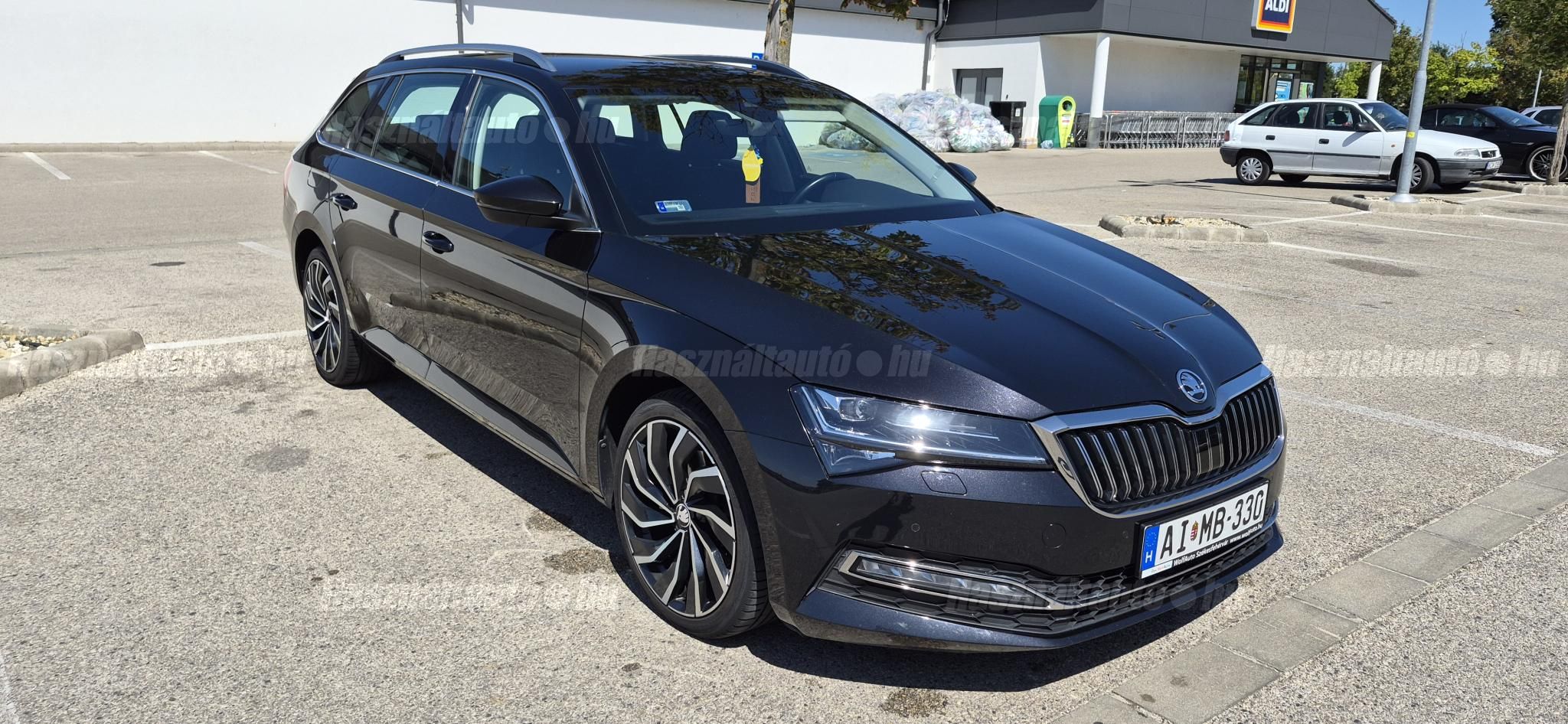 SKODA SUPERB 2020/8 - 1