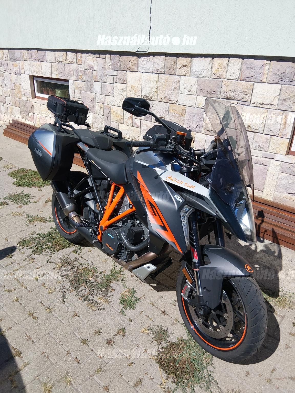 KTM 1290 SUPER DUKE GT 2017 - 1