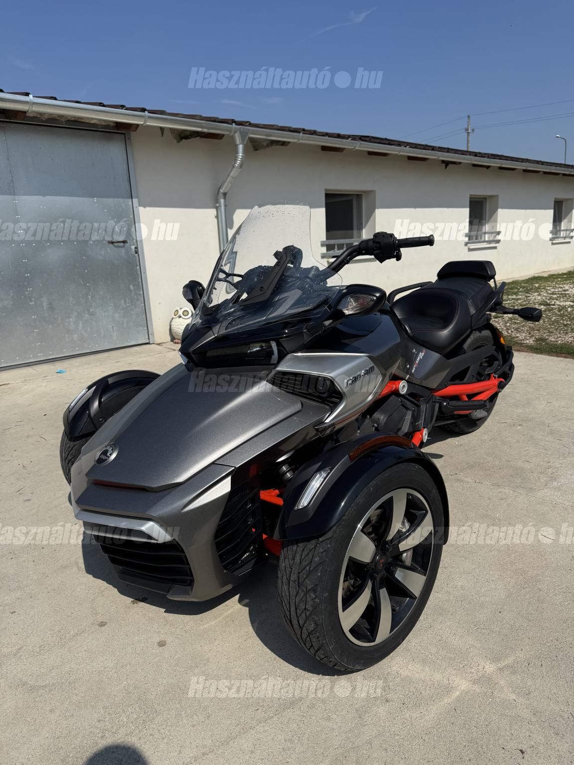 CAN-AM SPYDER 2015/3 - 1