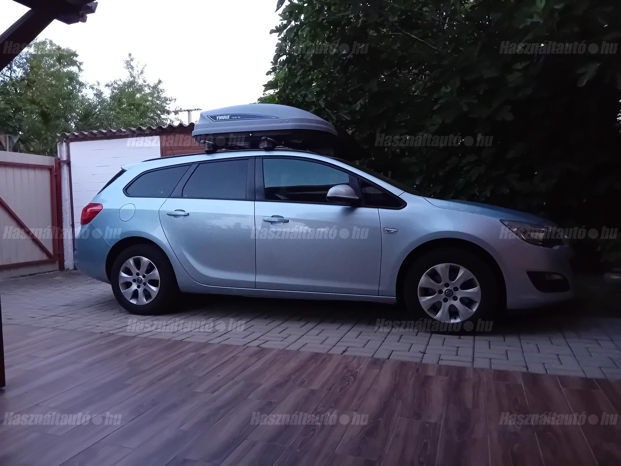 OPEL ASTRA J 2014 - 1