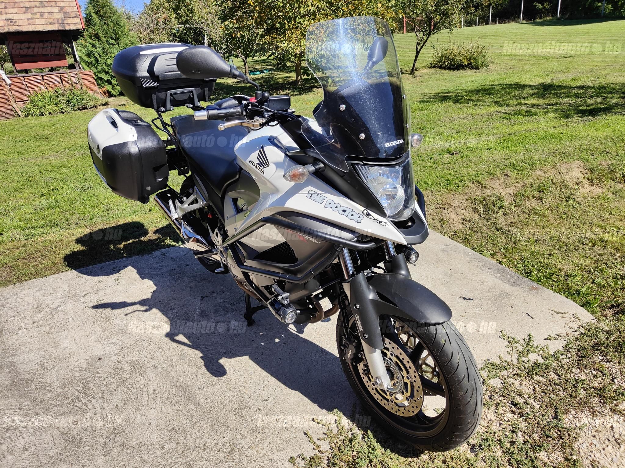 HONDA VFR 800 X 2011/5 - 1