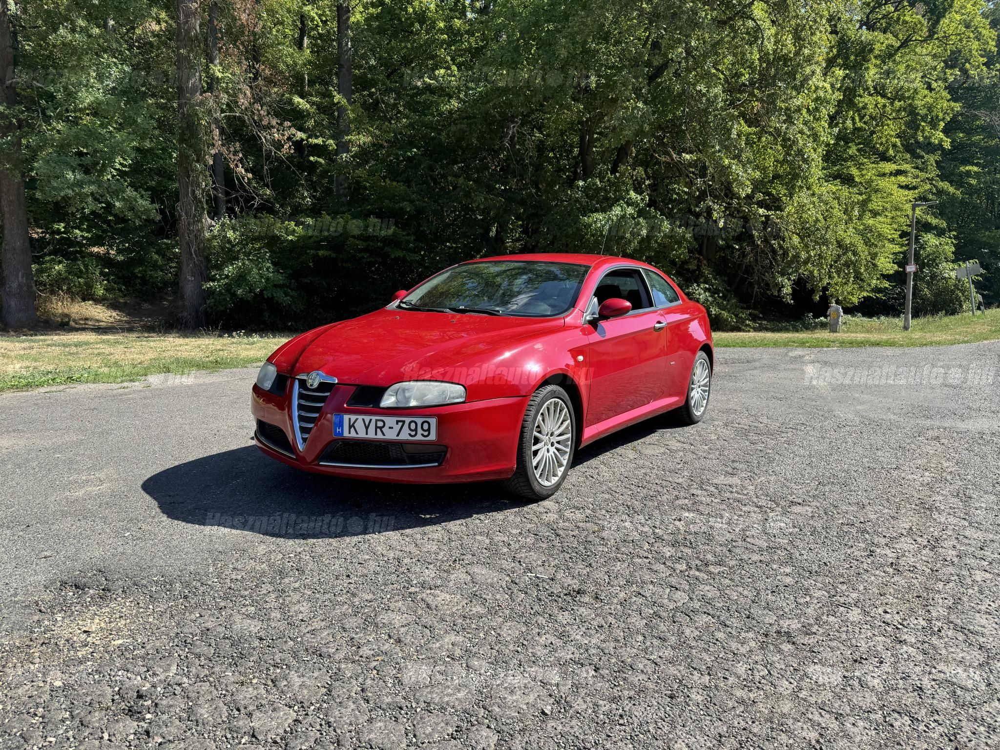 ALFA ROMEO GT 2007/11 - 1