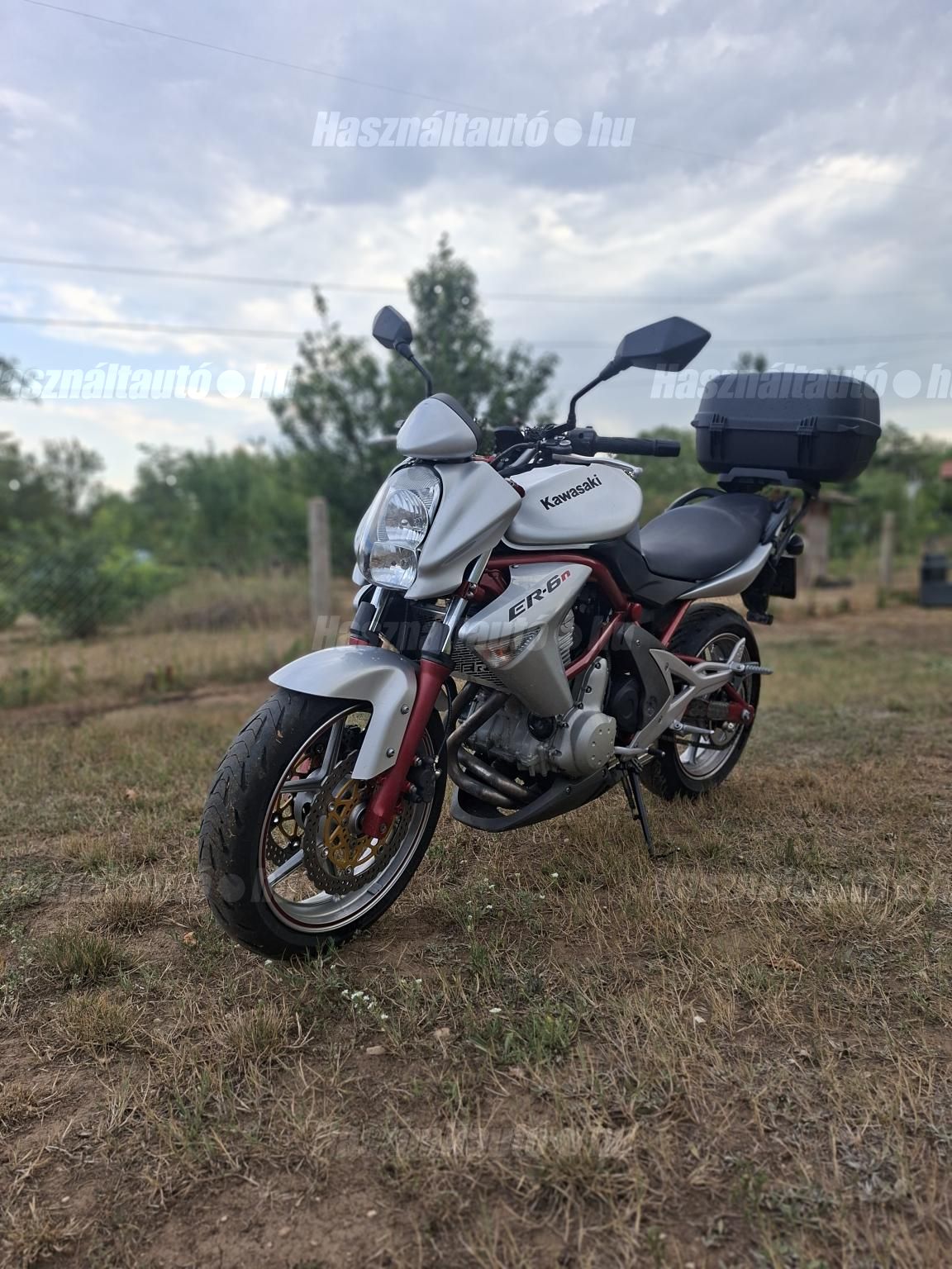 KAWASAKI ER-6N 2008/10 - 1