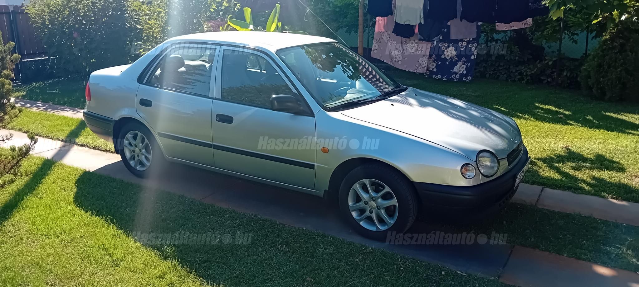 TOYOTA COROLLA 1998/8 - 1