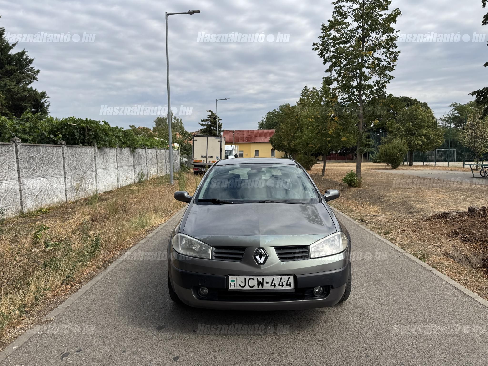 RENAULT MEGANE 2004/10 - 1
