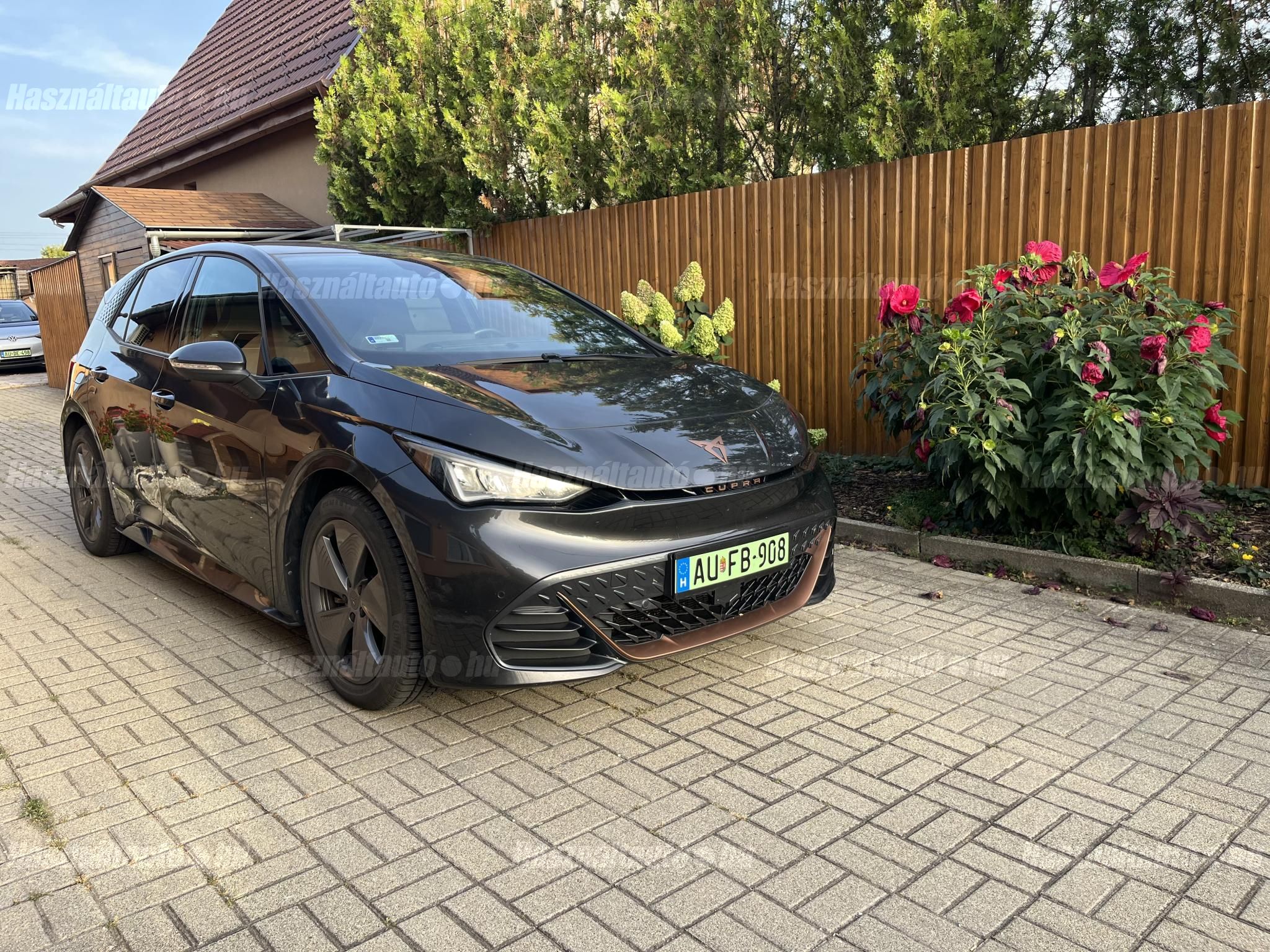 CUPRA BORN 2023/8 - 1