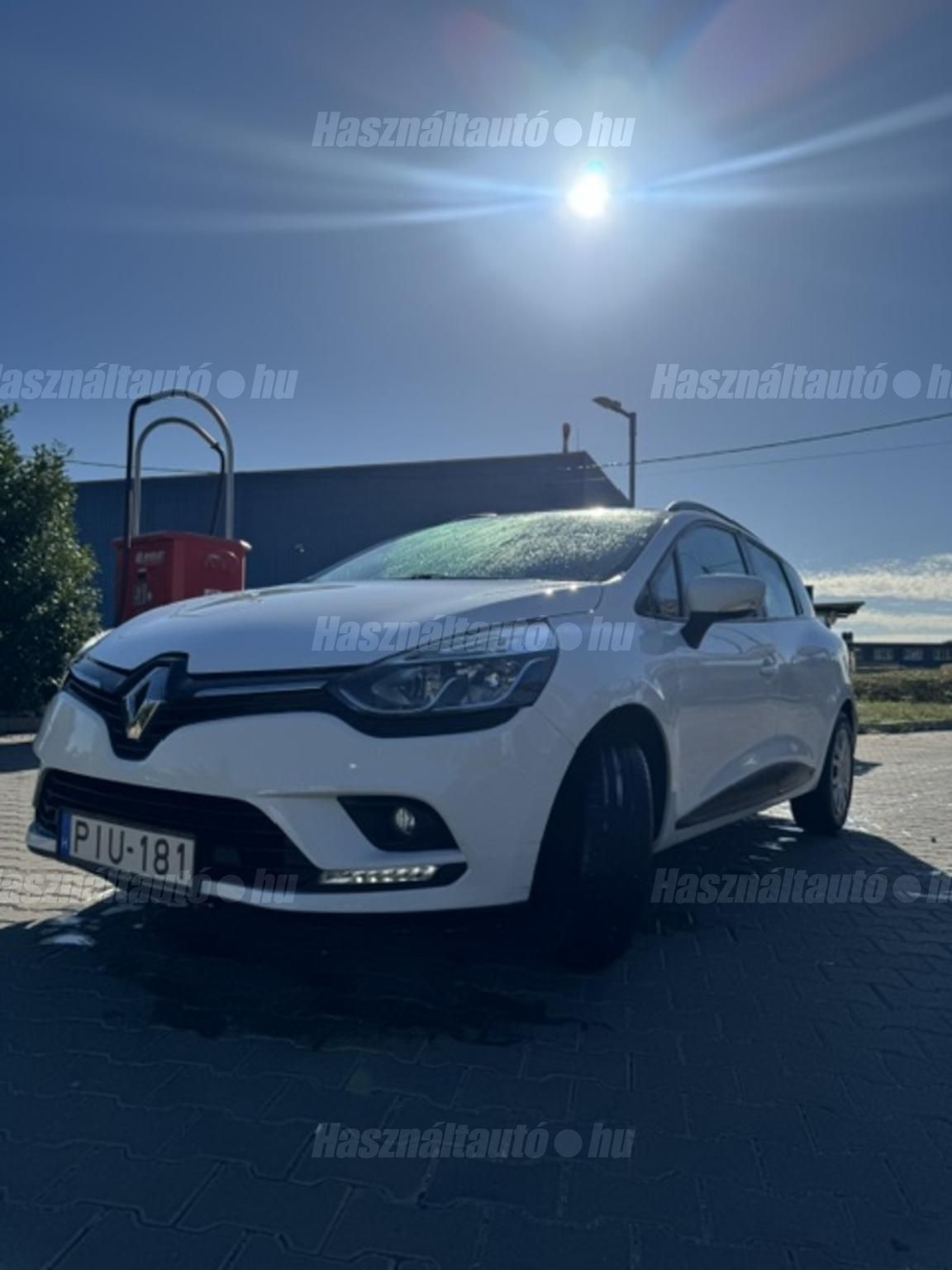 RENAULT CLIO 2017/8 - 1