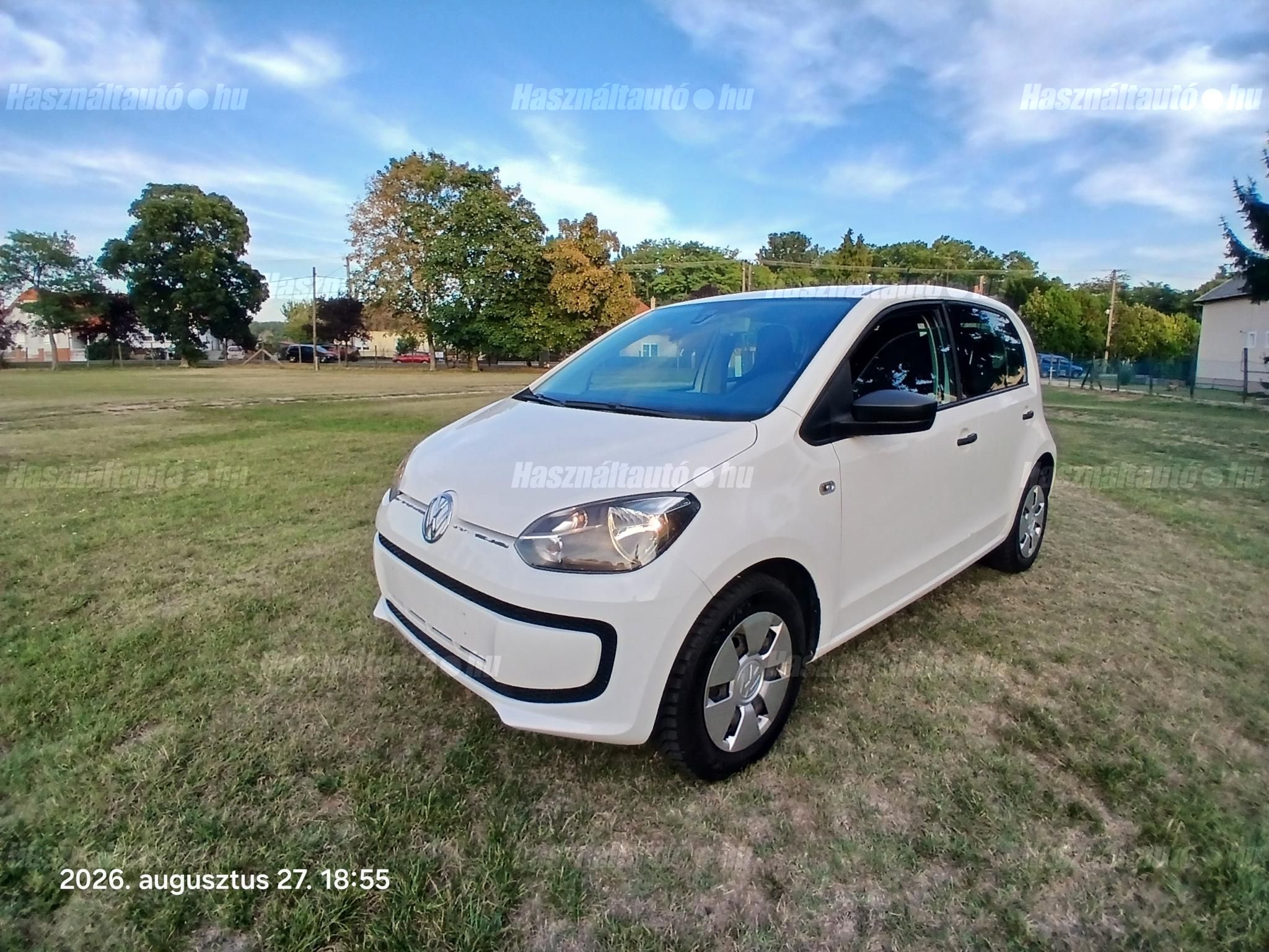 VOLKSWAGEN UP 2015/10 - 1