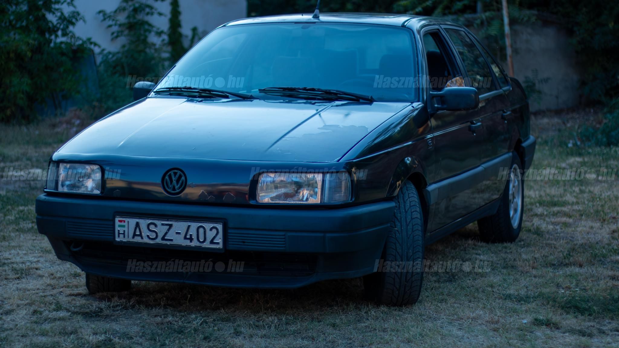 VOLKSWAGEN PASSAT III 1990 - 1