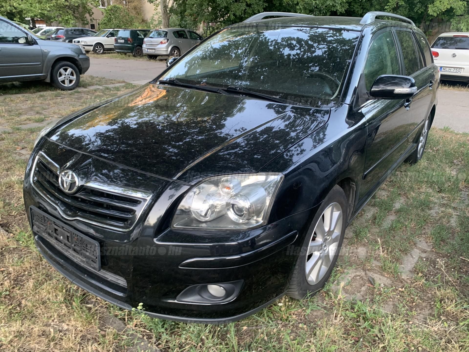 TOYOTA AVENSIS 2008/8 - 1