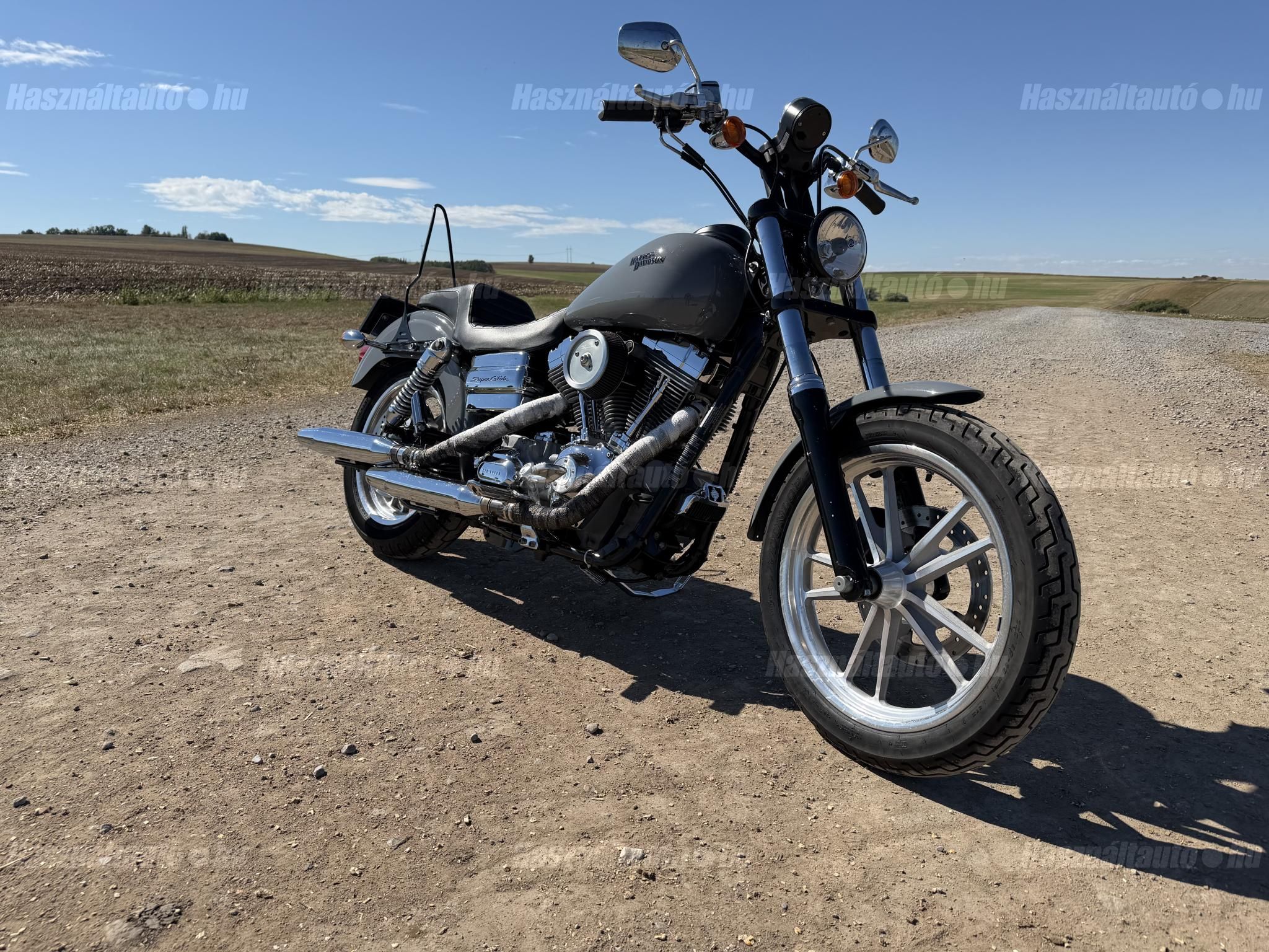 HARLEY-DAVIDSON DYNA WIDE GLIDE 2006/1 - 1