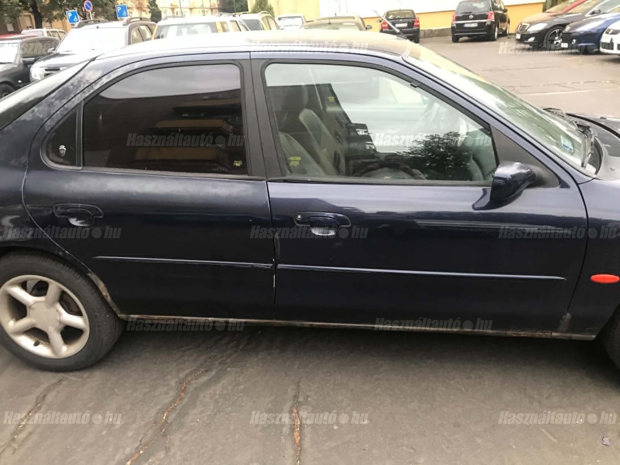 FORD MONDEO 1999/6 - 1