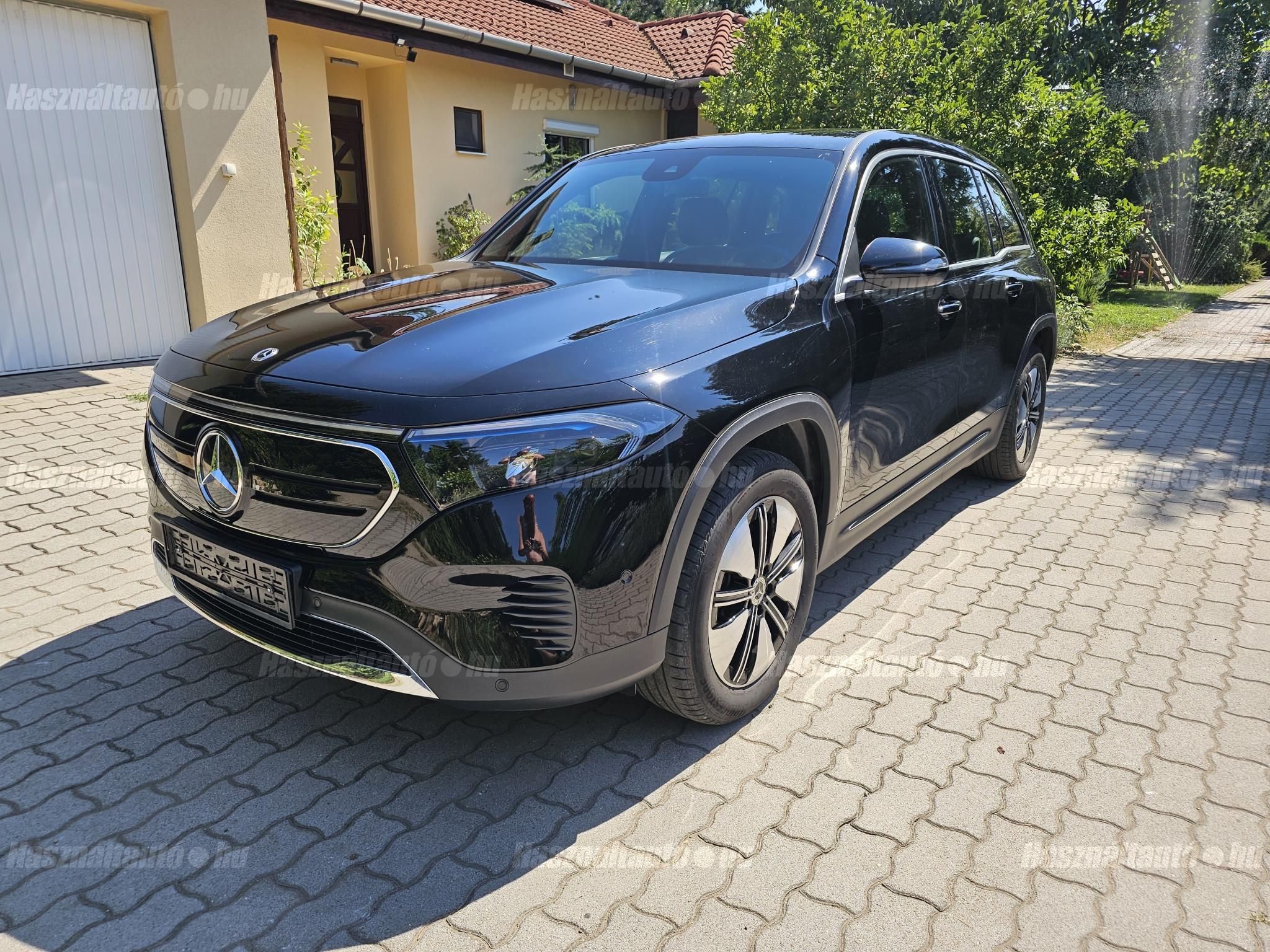 MERCEDES-BENZ EQB 2023/8 - 1