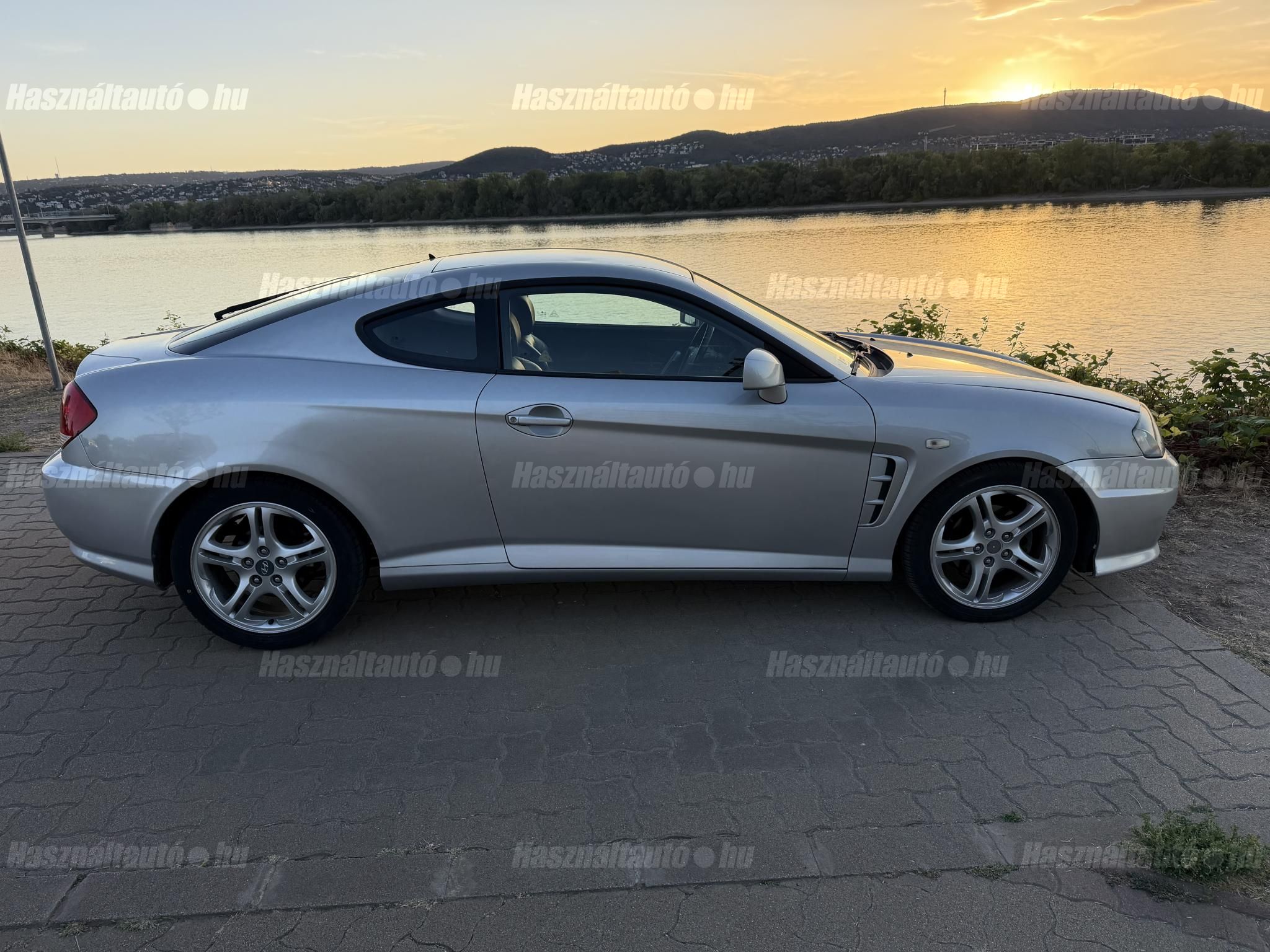 HYUNDAI COUPE 2005 - 1