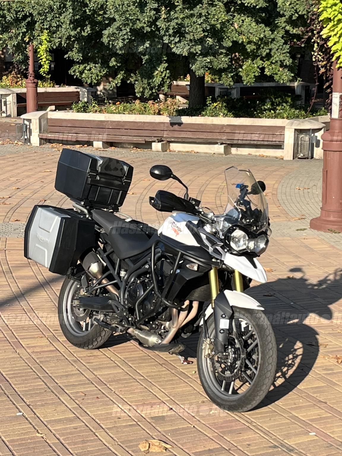 TRIUMPH TIGER 800 2013/5 - 1