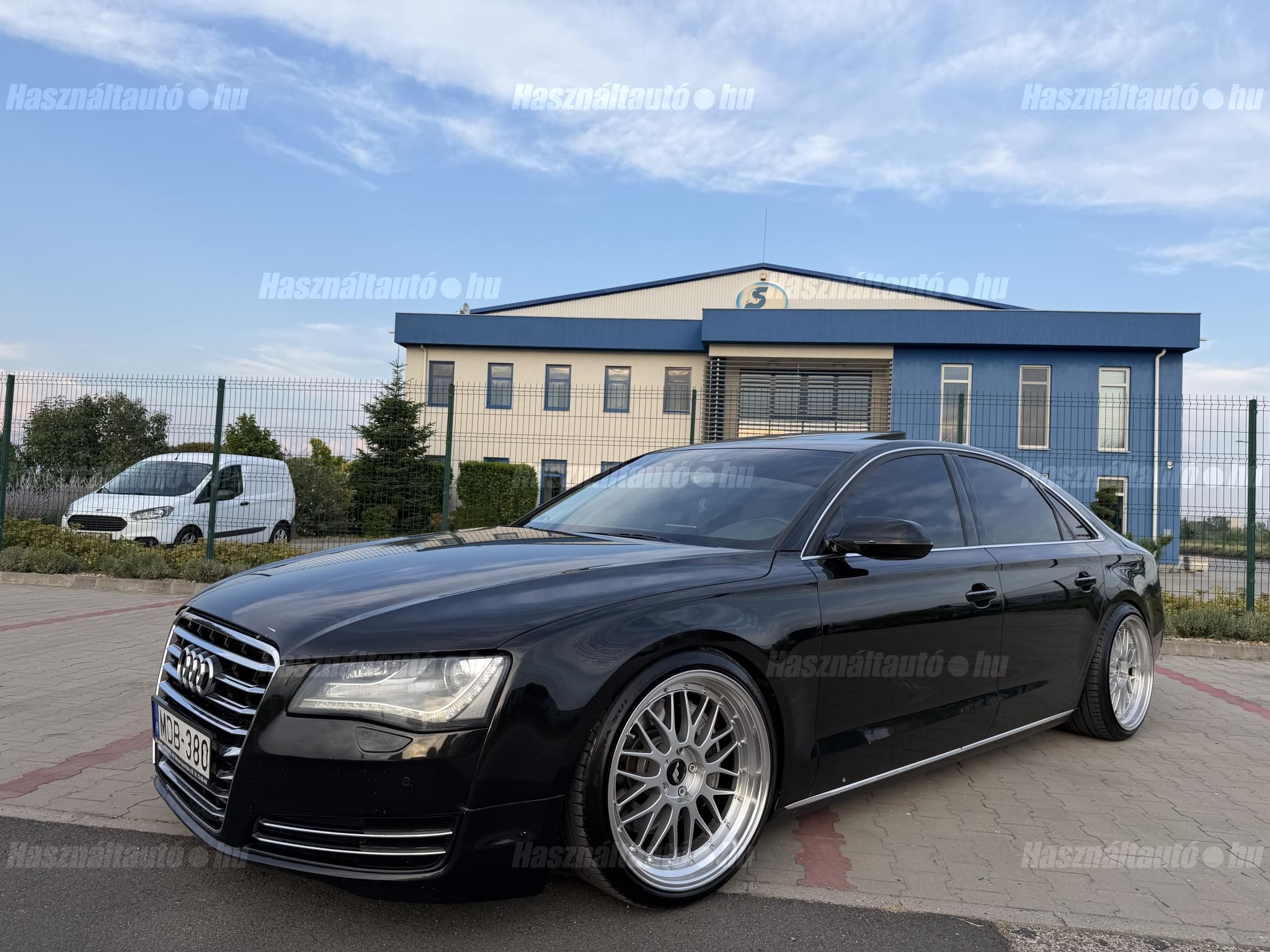 AUDI A8 2012/7 - 1