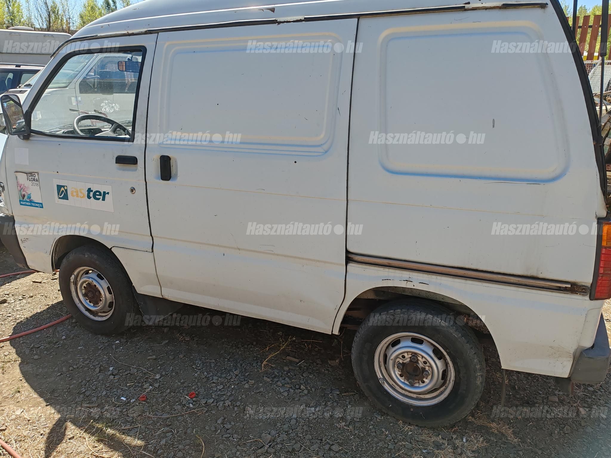 PIAGGIO PORTER 2004/3 - 1