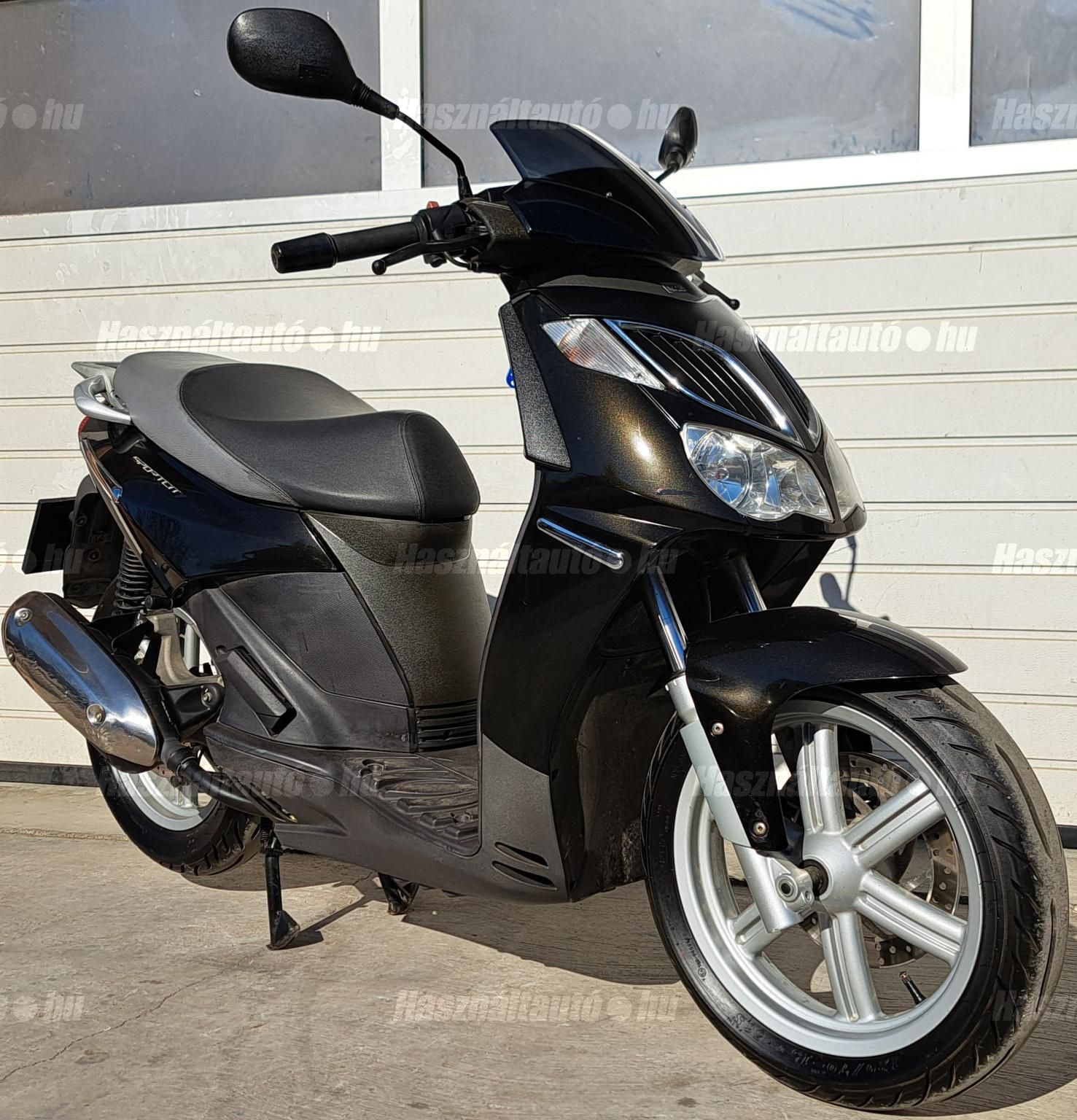 APRILIA SPORT CITY CUBE 2007/8 - 1