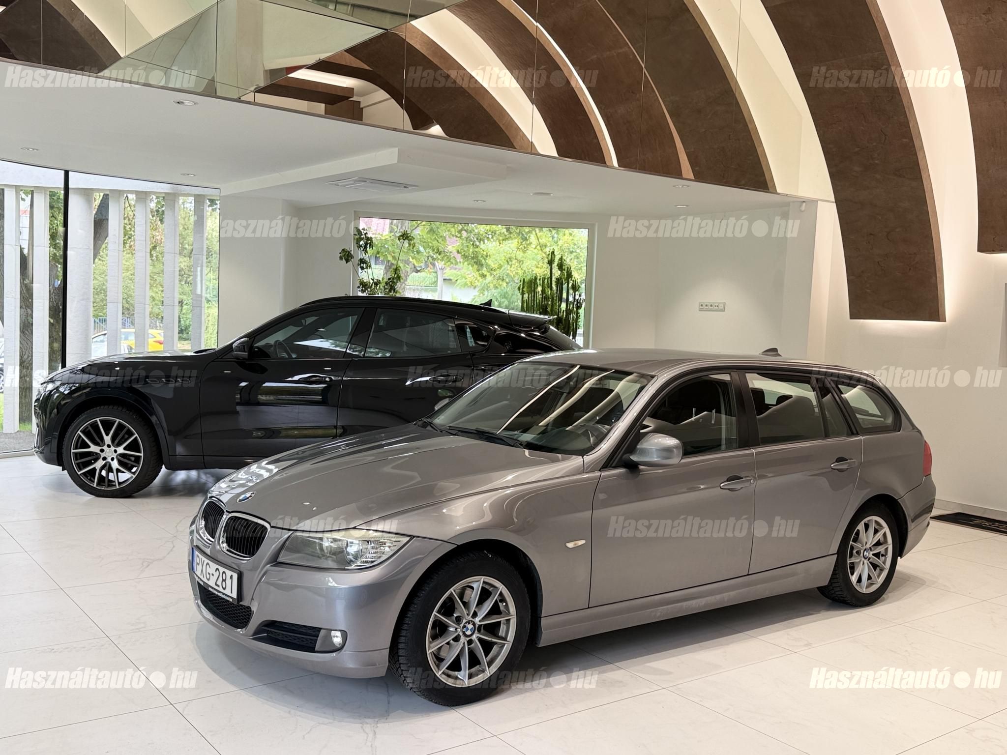 BMW 318 2010/3 - 1