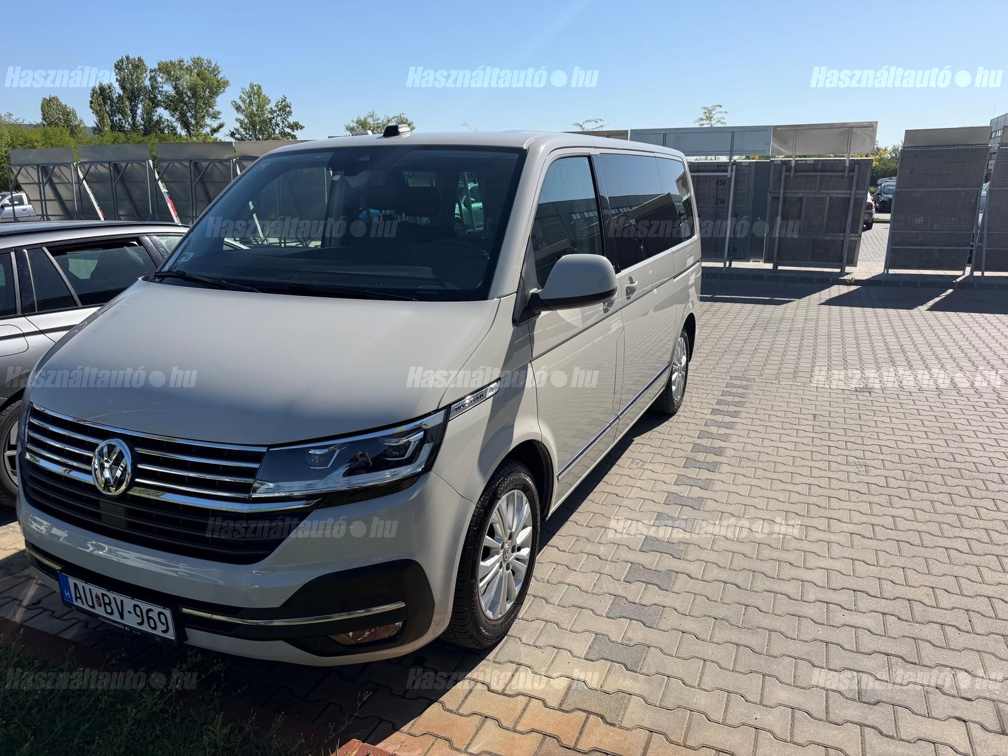 VOLKSWAGEN MULTIVAN 2021/6 - 1