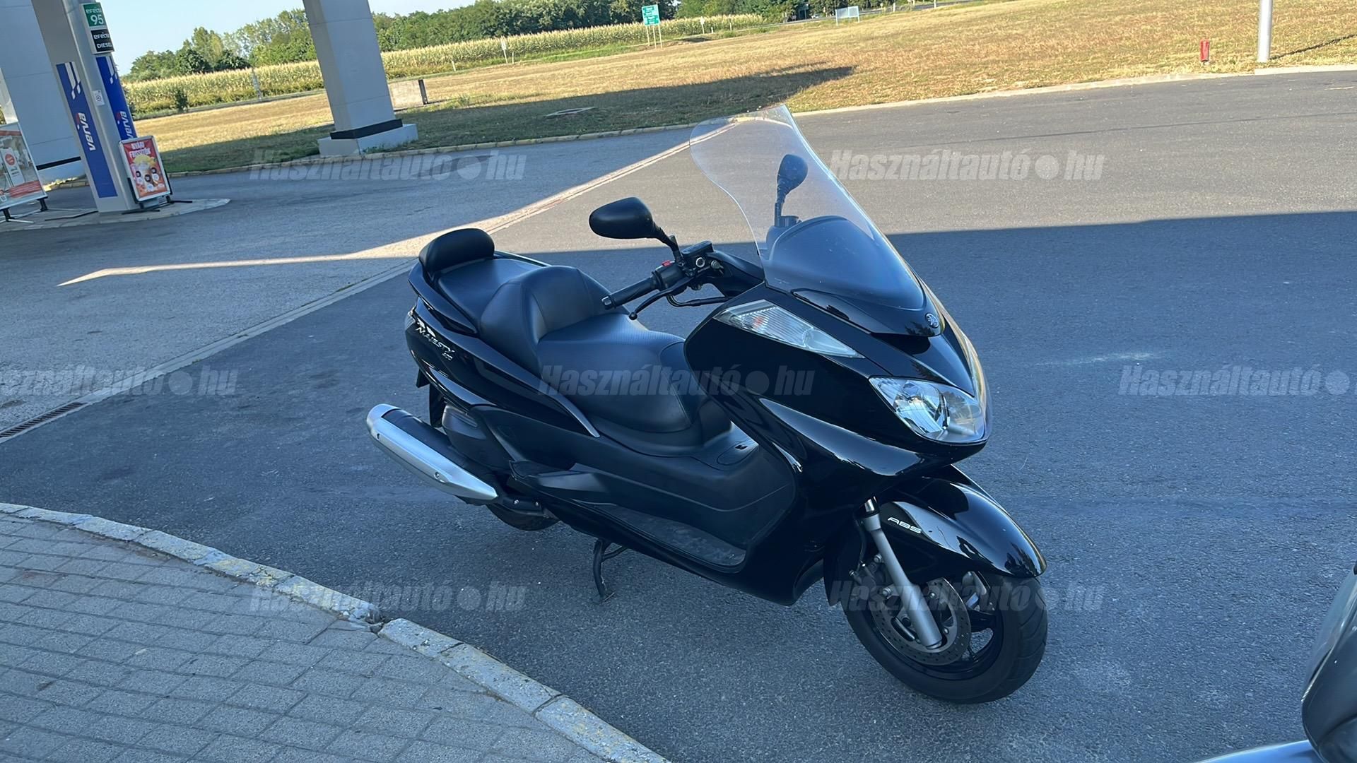 YAMAHA MAJESTY 2008/9 - 1
