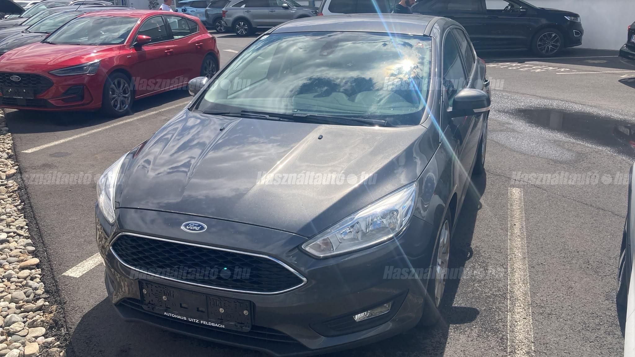 FORD FOCUS 2015/11 - 1