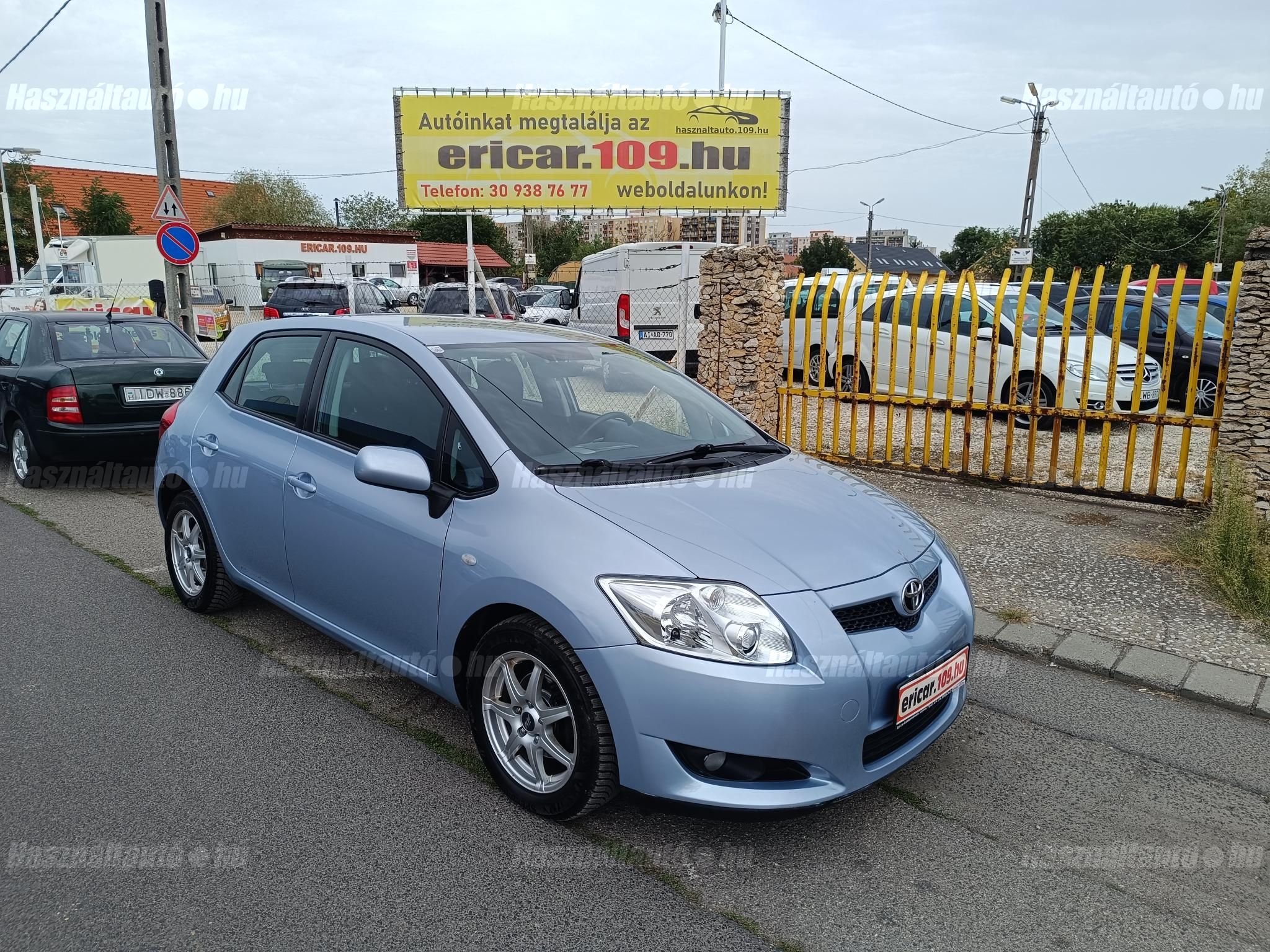 TOYOTA AURIS 2009/3 - 1